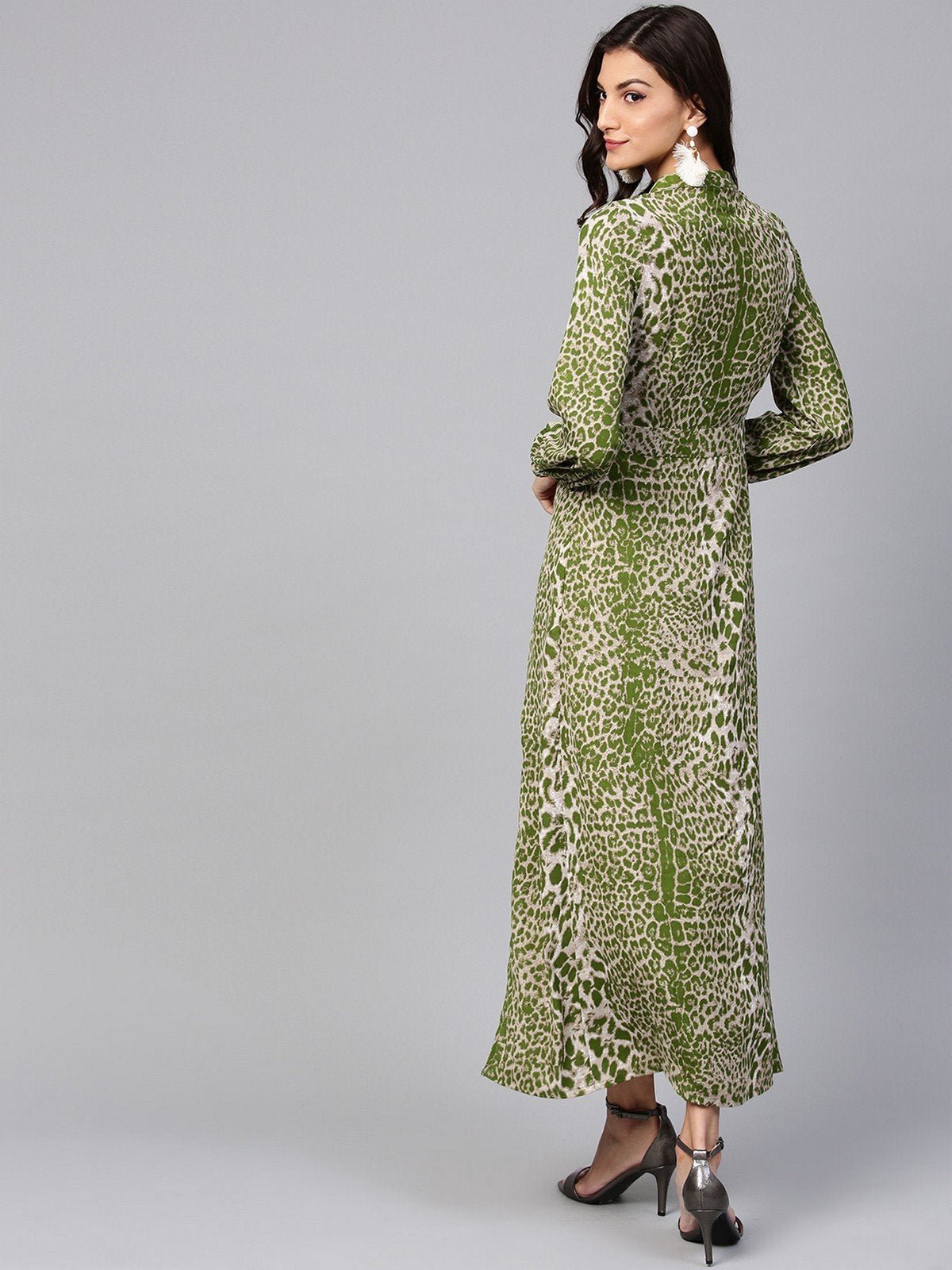 Women's Light Green Animal Print Maxi Dress With Embellished Brotch - Pannkh