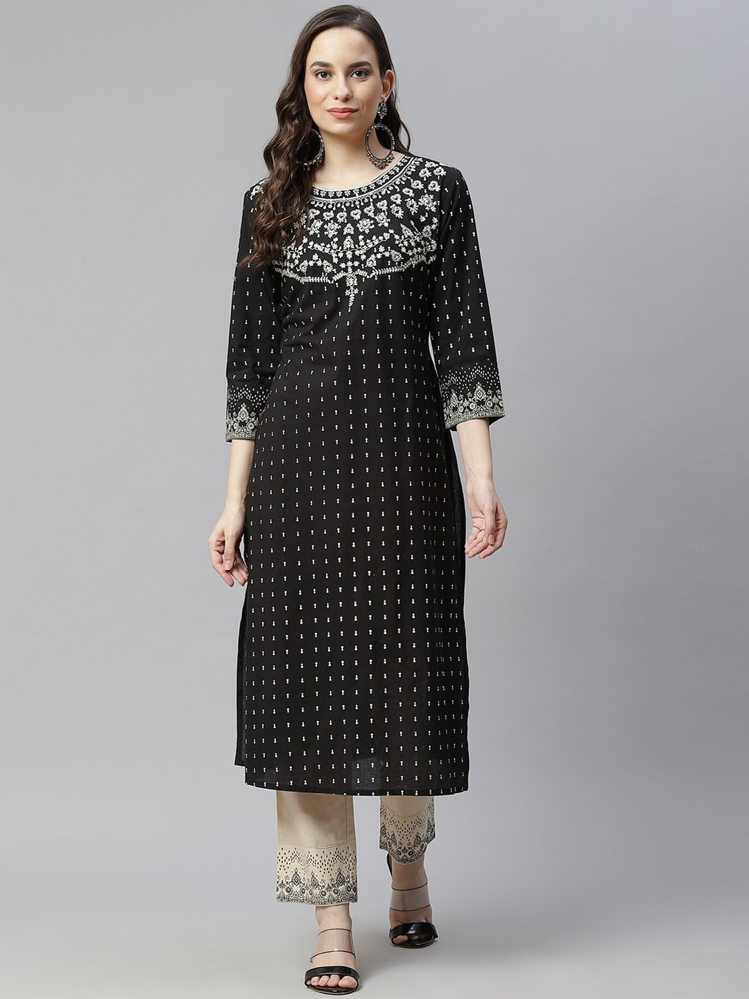 Women's  Beautiful Embroiderd Dress With Dupatta - Hatheli