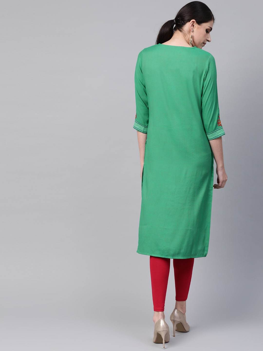 Women's Green & Red Embroidered Straight Kurta - Meeranshi