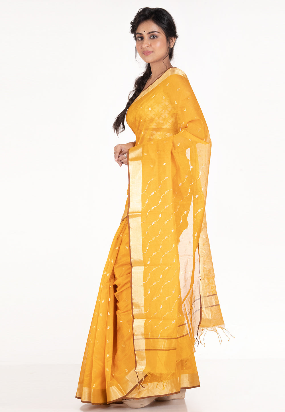 Women's Yellow Pure Chanderi Silk Saree With Woven Kairi Motifs And Border Pallu - Boveee