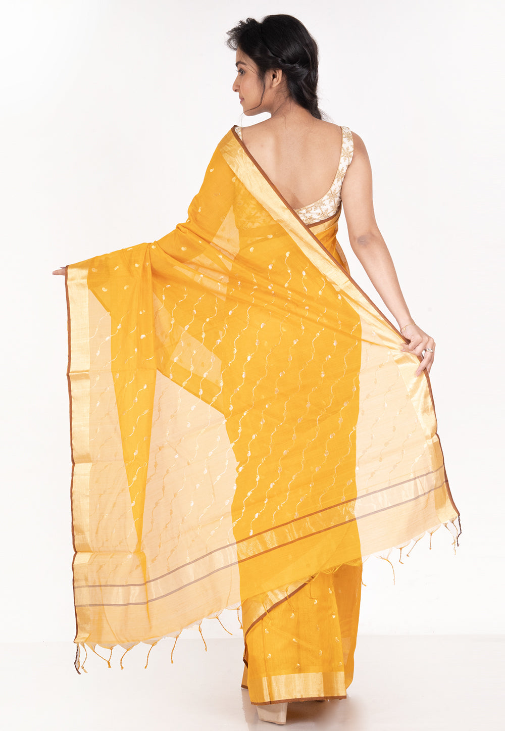 Women's Yellow Pure Chanderi Silk Saree With Woven Kairi Motifs And Border Pallu - Boveee