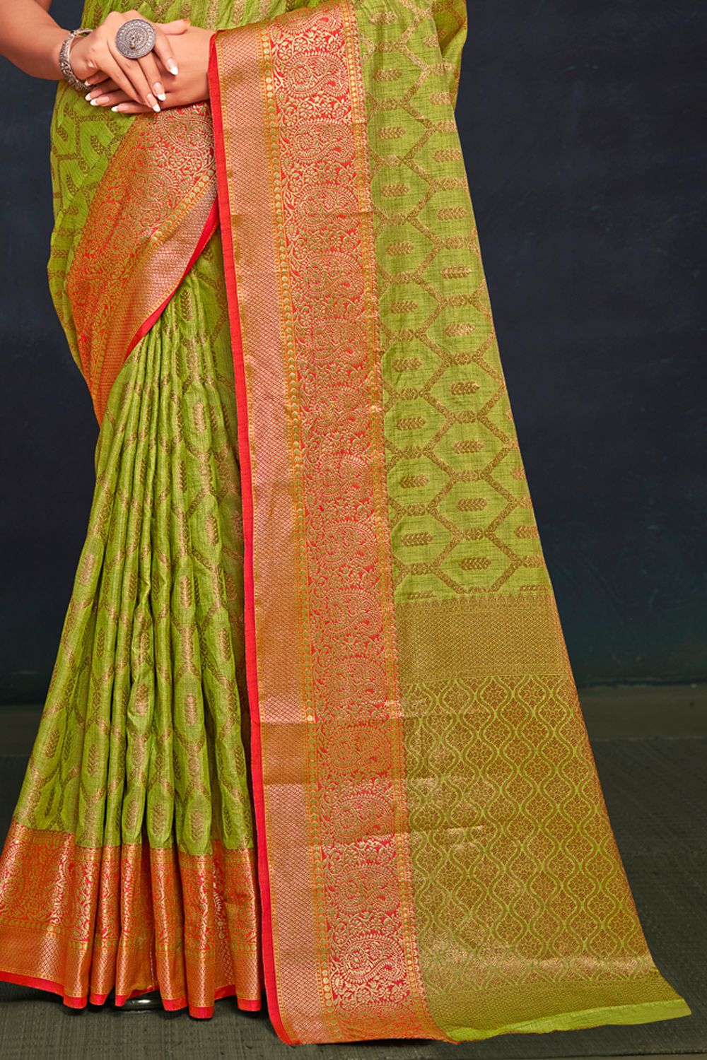 Women's Light Green Cotton Woven Zari Work Traditional Saree - Sangam Prints