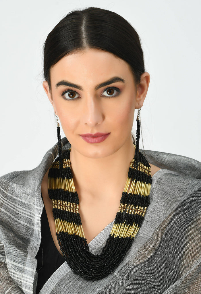 Kamal Johar Black Color Necklace with Ear