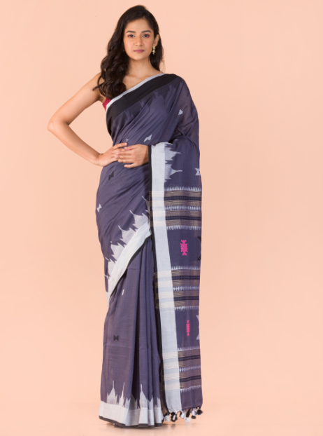 Women's Grey handwoven cotton saree - Angoshobha