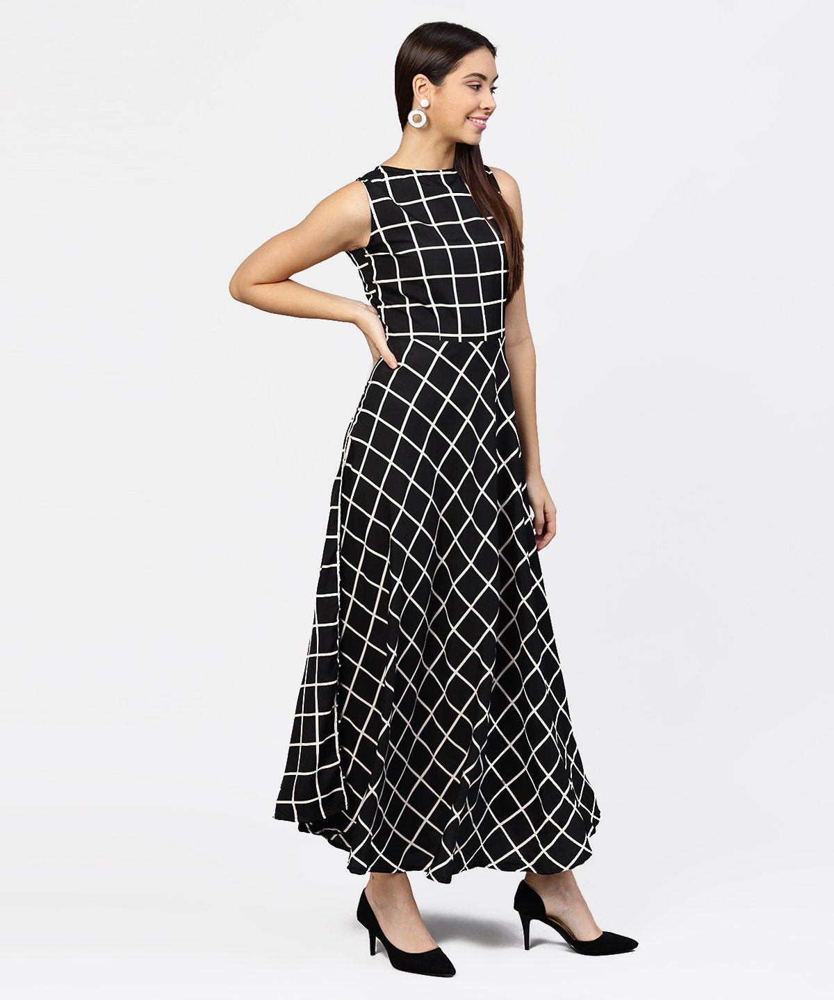 Women's Black Check Sleeveless A-Line Maxi Dress With Slit On The Front - Nayo Clothing