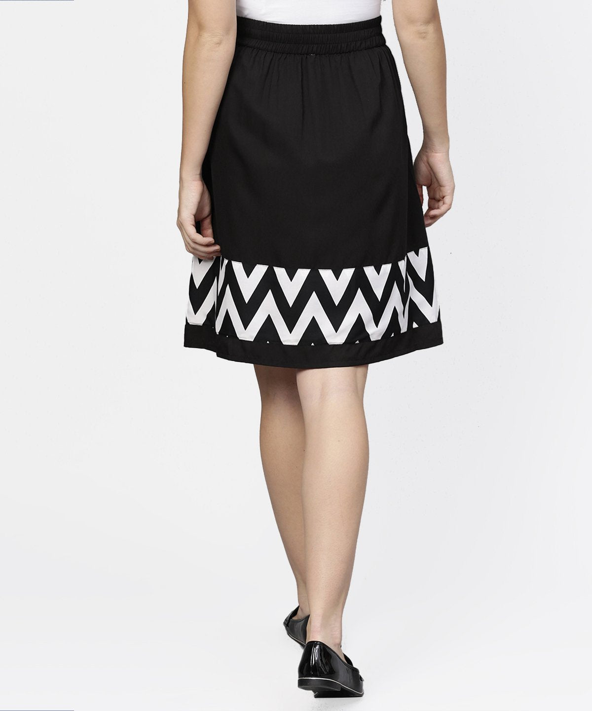 Women's Black & White Printed Flared Skirt With Button - Nayo Clothing