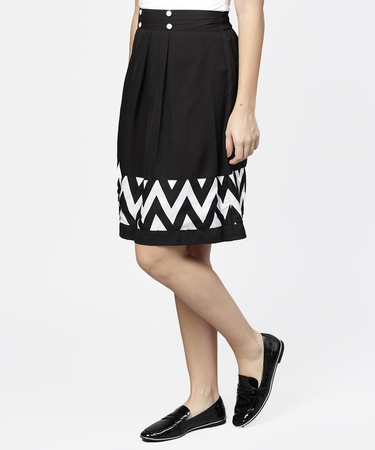 Women's Black & White Printed Flared Skirt With Button - Nayo Clothing