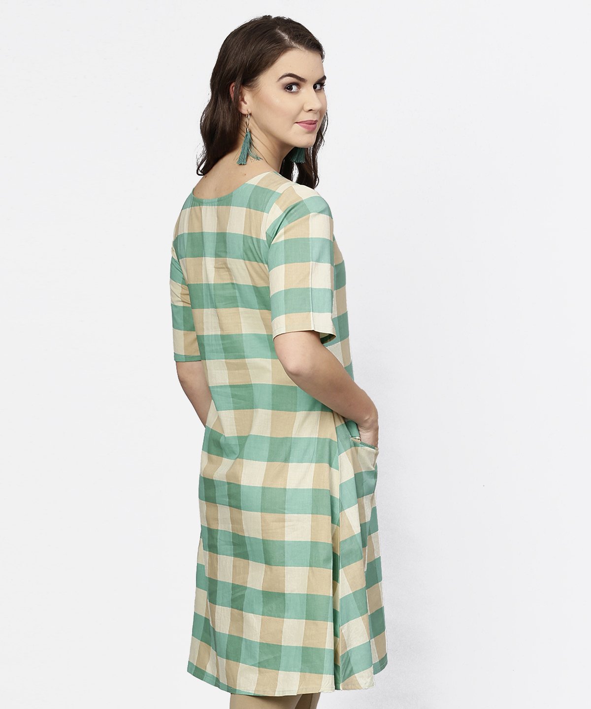 Women's Green Checked Half Sleeve Cotton Kurta - Nayo Clothing