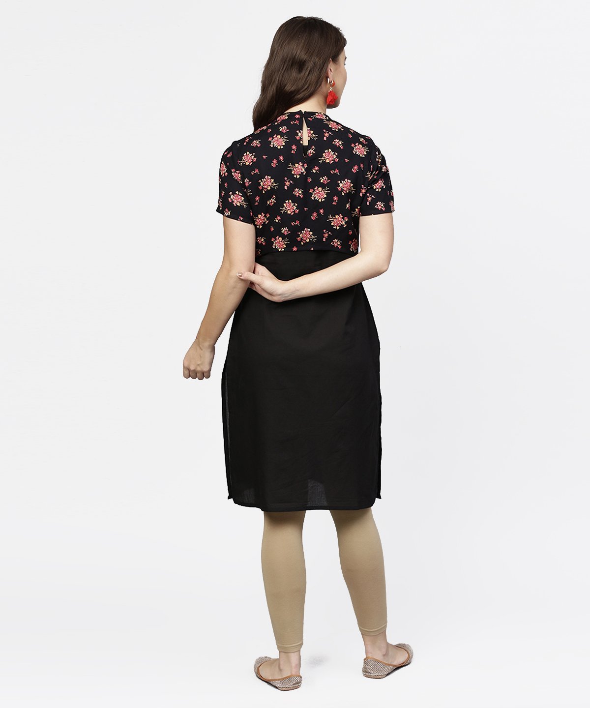 Women's Black Sleeveless Cotton Kurta With Printed Half Sleeve Jacket - Nayo Clothing