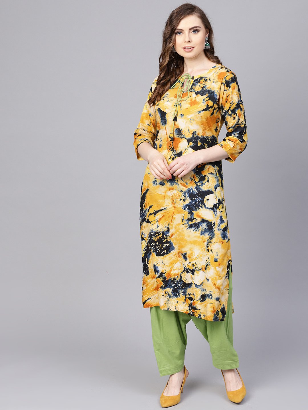 Women's Yellow Marbal Printed Kurta Set With Solid Green Salwar - Nayo Clothing