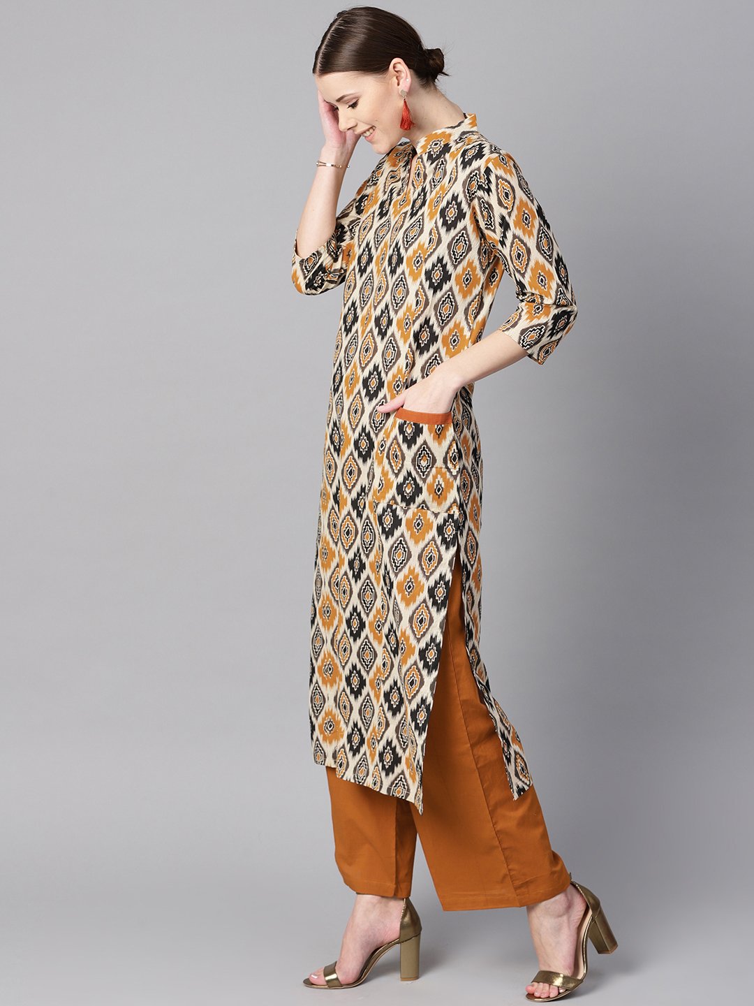 Women's Brown Printed Half Sleeve With Pocket Details Kurta Set With Solid Brown Pants - Nayo Clothing