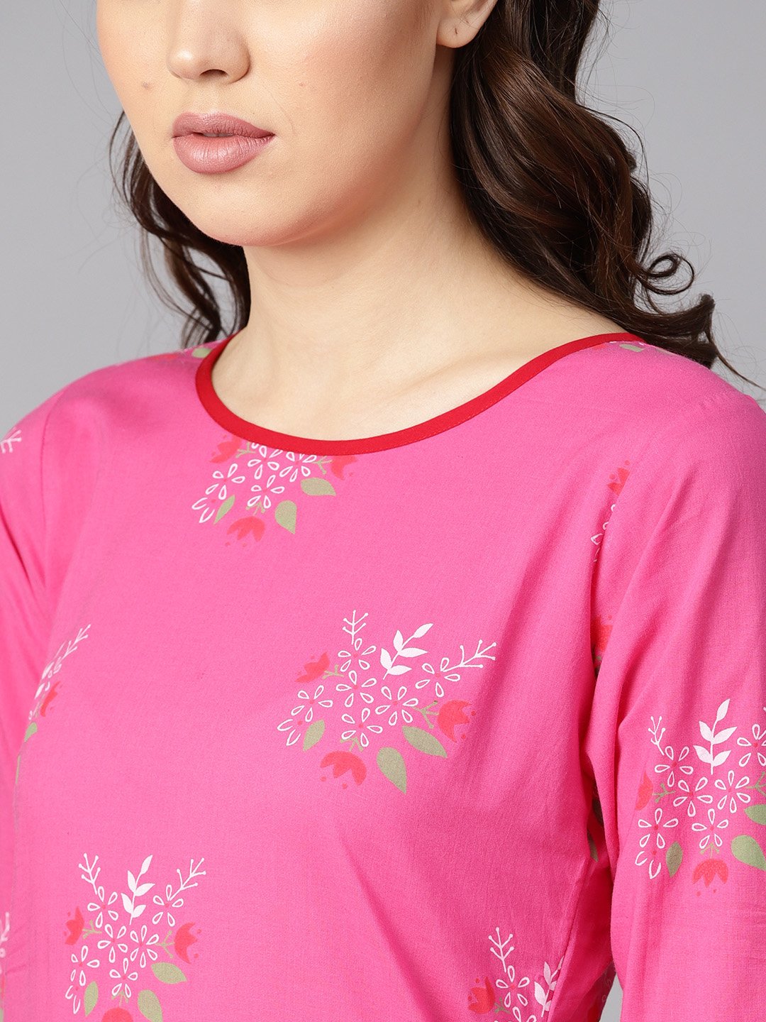 Women's Pink Round Neck Floral Printed Cotton Straight Kurta - Nayo Clothing