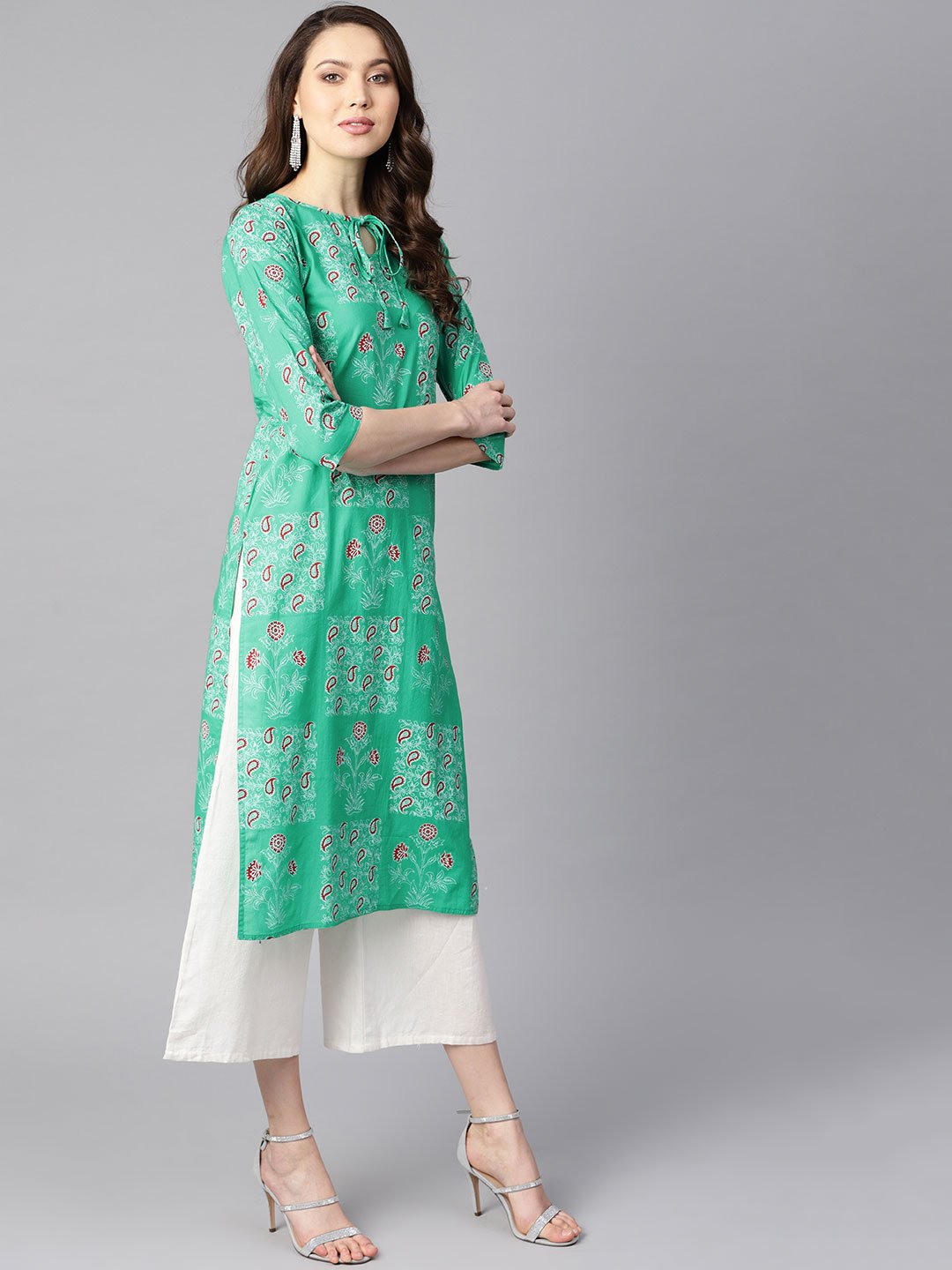 Women's Rama Green Floral Print Round Neck With Keyhole Tassel Kurta - Nayo Clothing