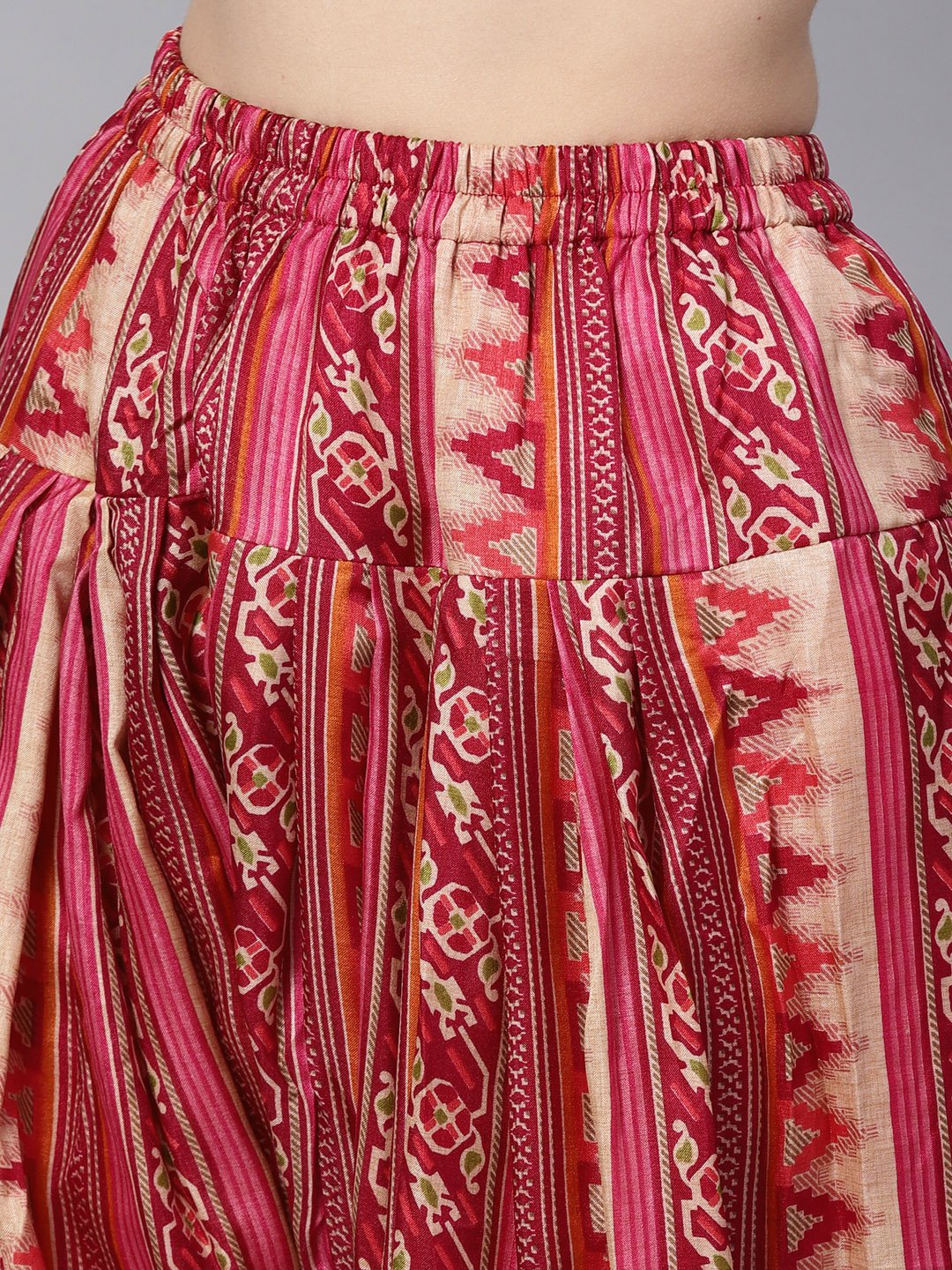 Women's Red Half Sleeve Printed Cotton Kurta With Printed Palazzo And Dupatta - Nayo Clothing