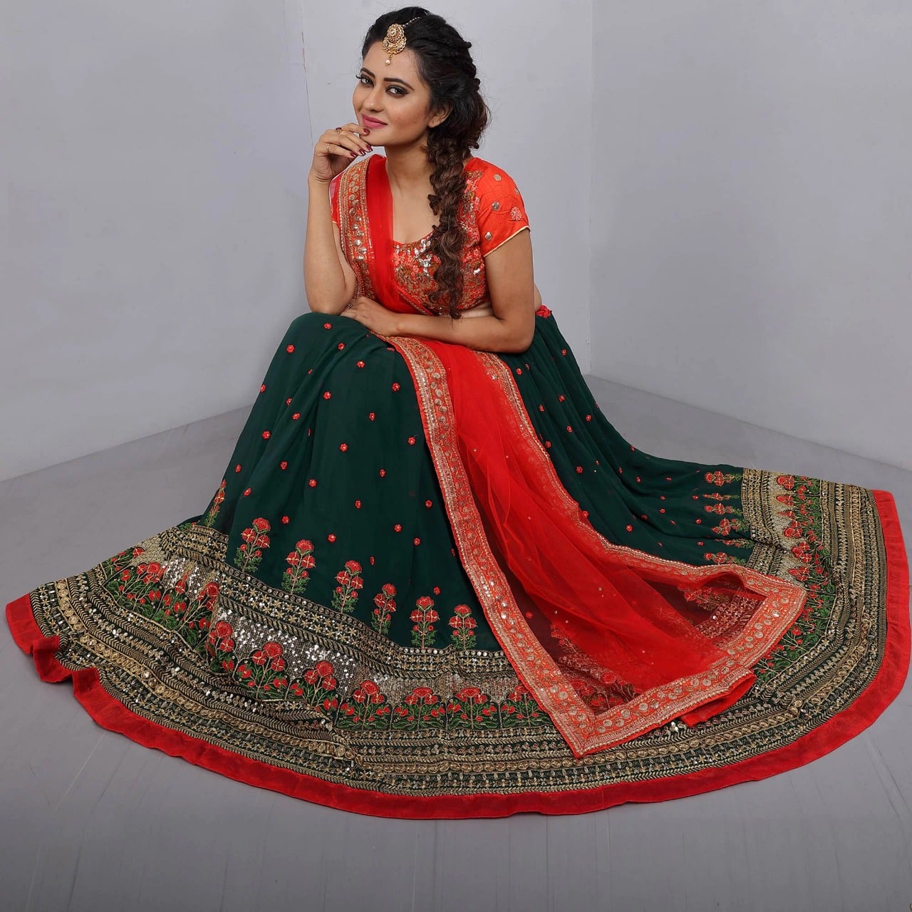 Pakistani Bridal Wear Red Blouse Lehenga - Mint Green Dupatta | Pakistani  bridal wear, Combination dresses, Pakistani bridal