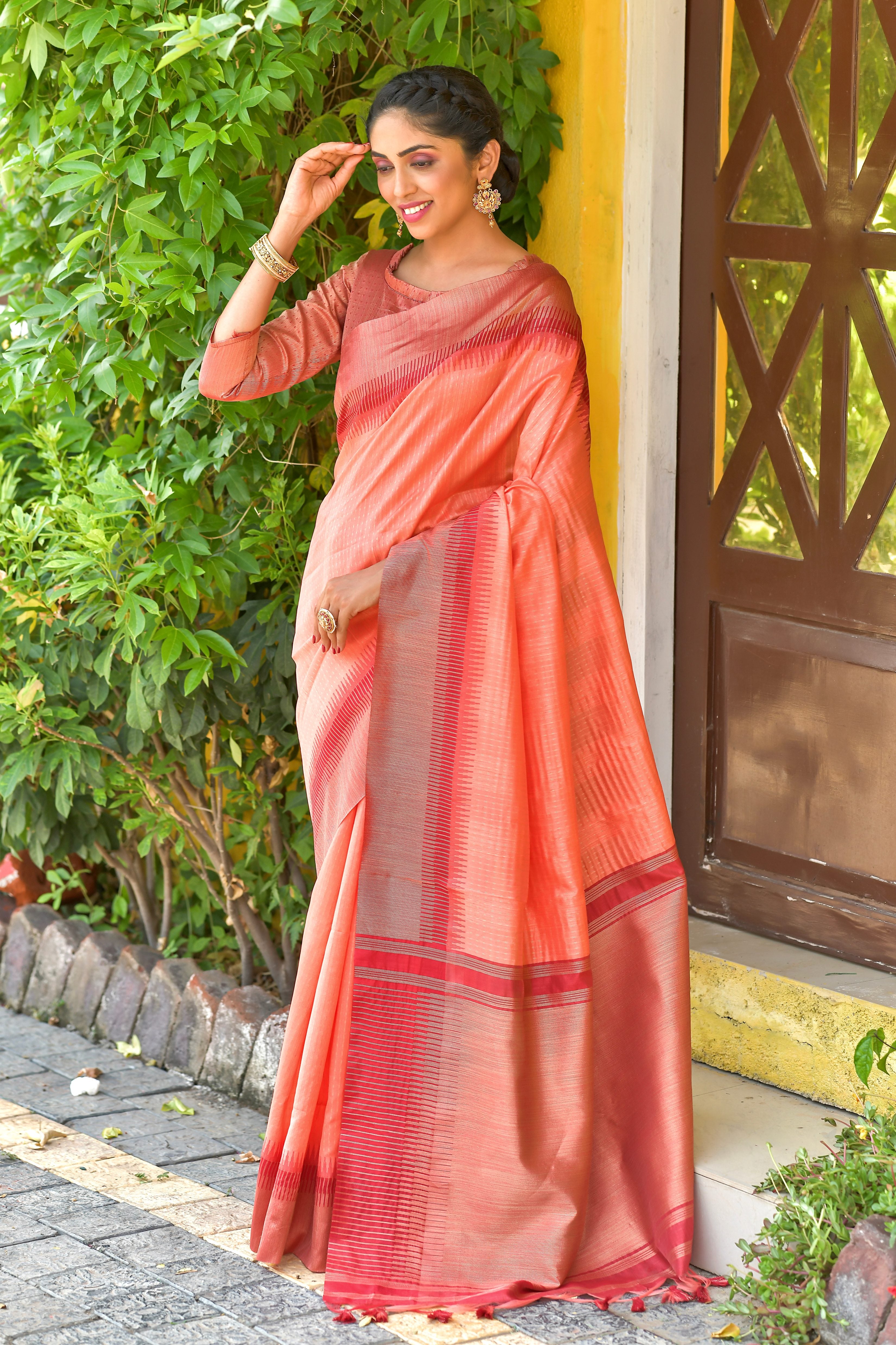 Women's Orange South Silk Zari Woven Saree With Blouse  (Saree Blouse Without stitch) - Aastha Fashion