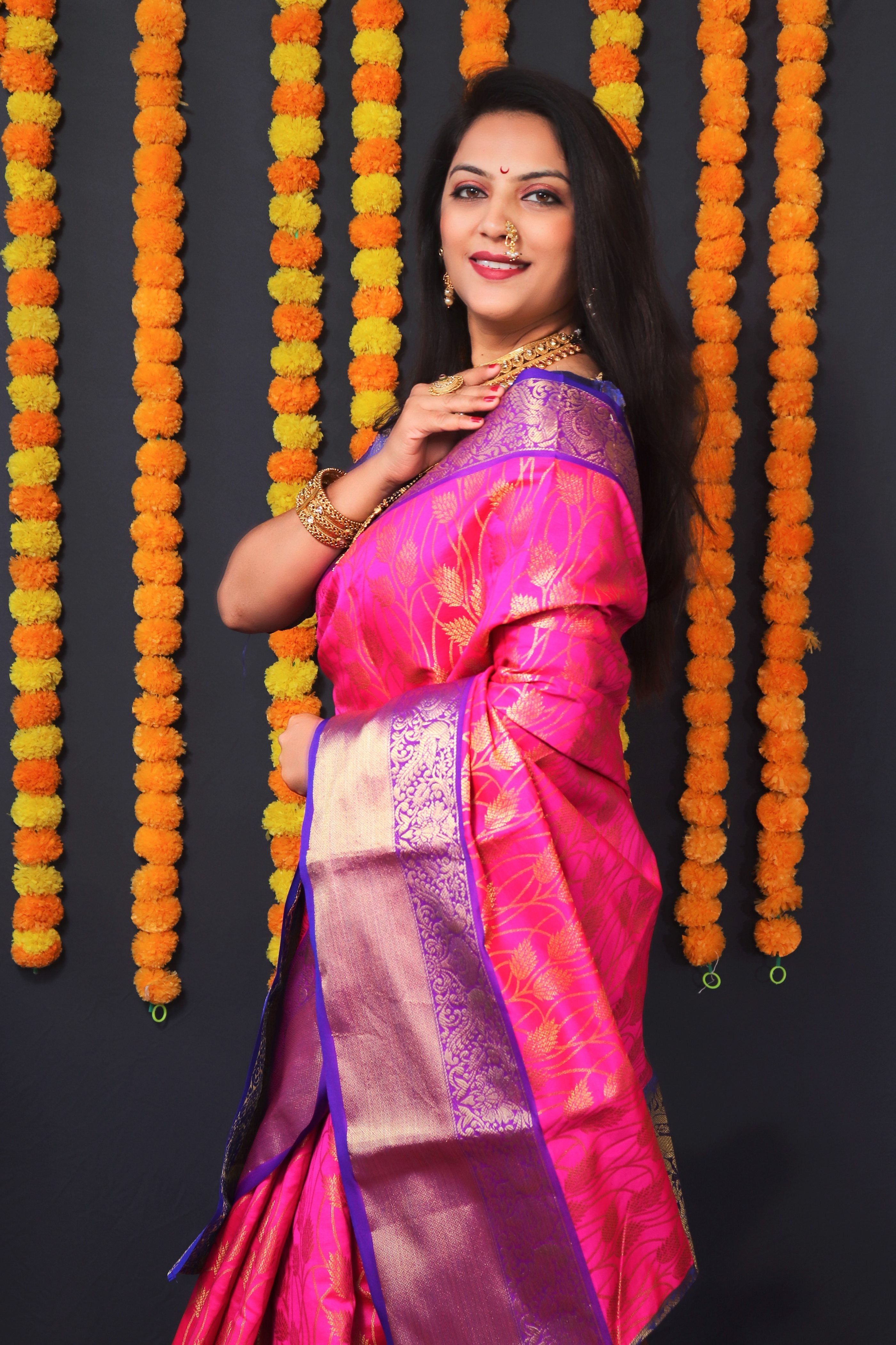 Women's Pink Kanchipuram Silk Zari Woven Saree With Blouse  (Saree Blouse Without stitch) - Aastha Fashion