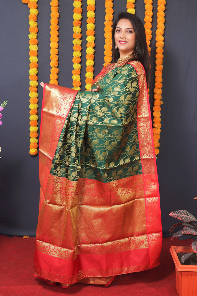 Women's Green Kanchipuram Silk Zari Woven Saree With Blouse  (Saree Blouse Without stitch)
