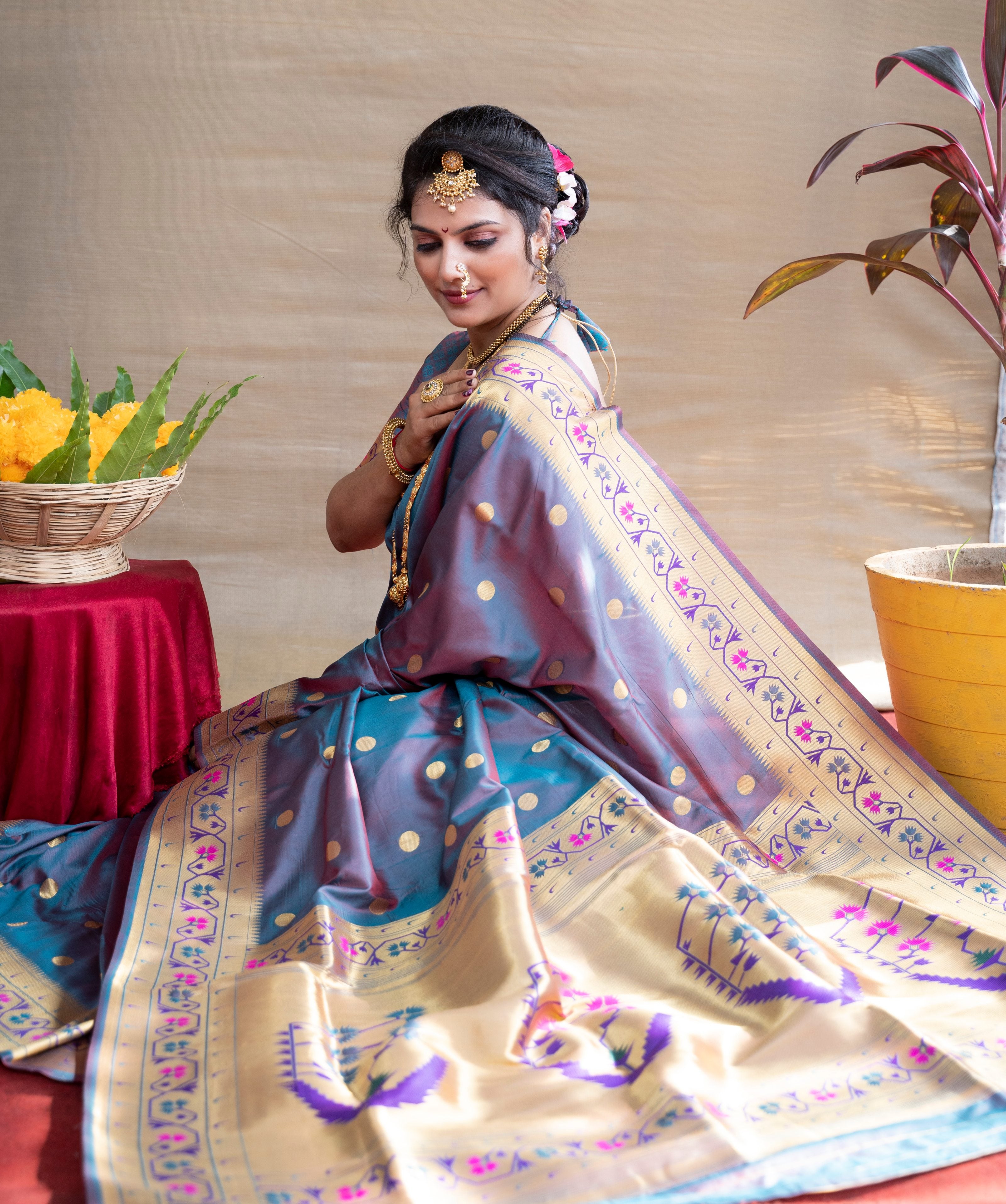 Women's Grey Paithani Silk Zari Woven Saree With Blouse  (Saree Blouse Without stitch) - Aastha Fashion