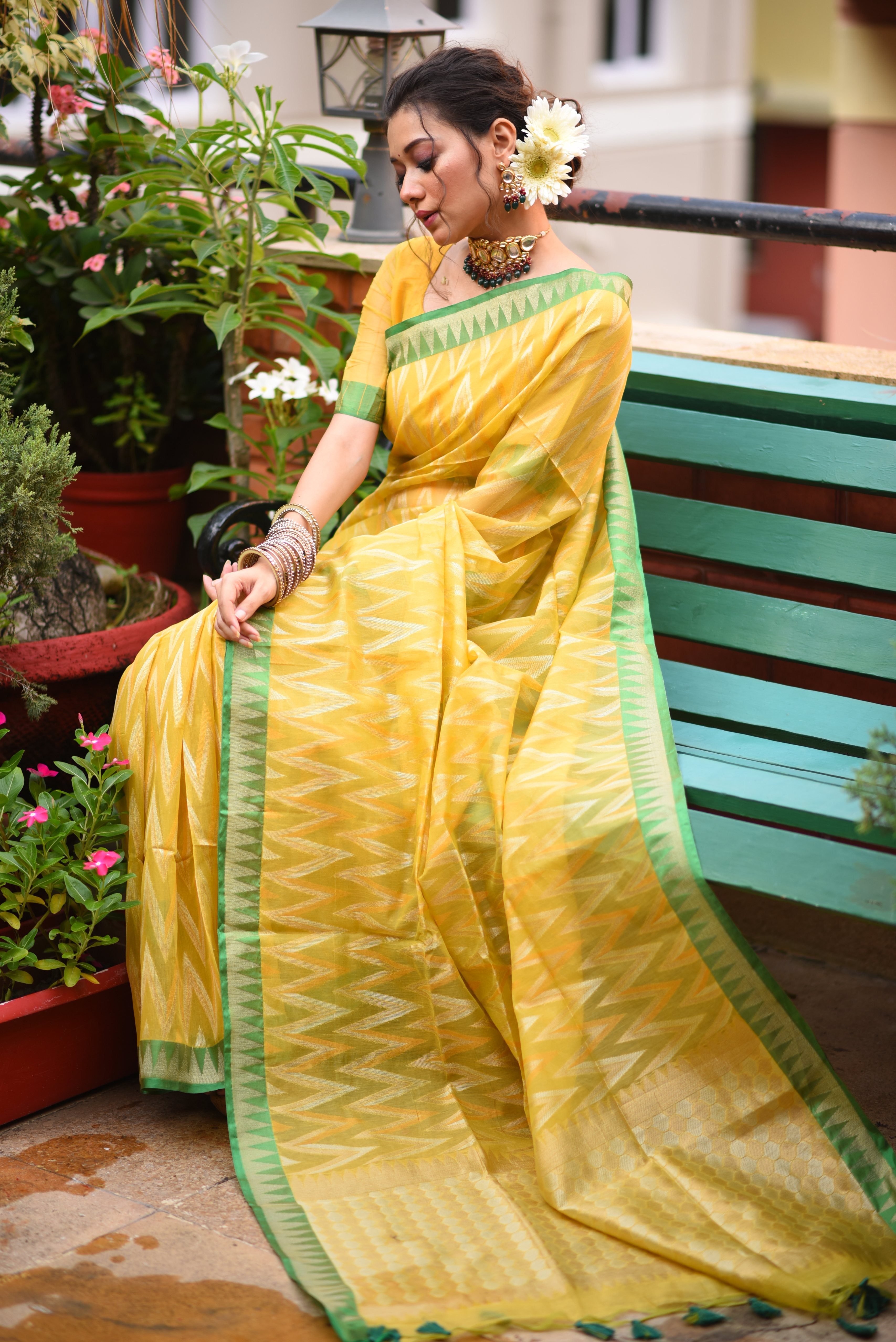 Women's Yellow Organza Silk Zari Woven Saree With Blouse - Aastha Fashion