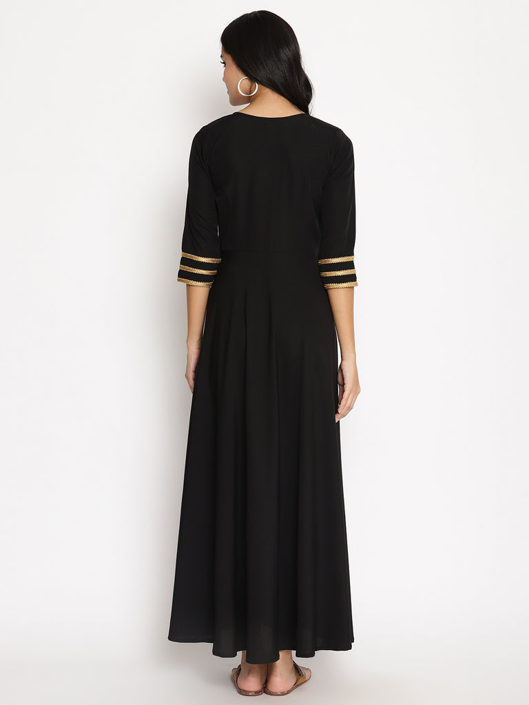 Women's Black Crepe Printed Kurt