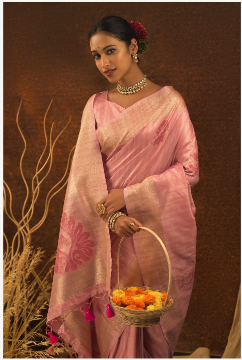 Women's Pink Mulberry Silk Jacquard Weaving Saree With Blouse - Vishnu Weaves