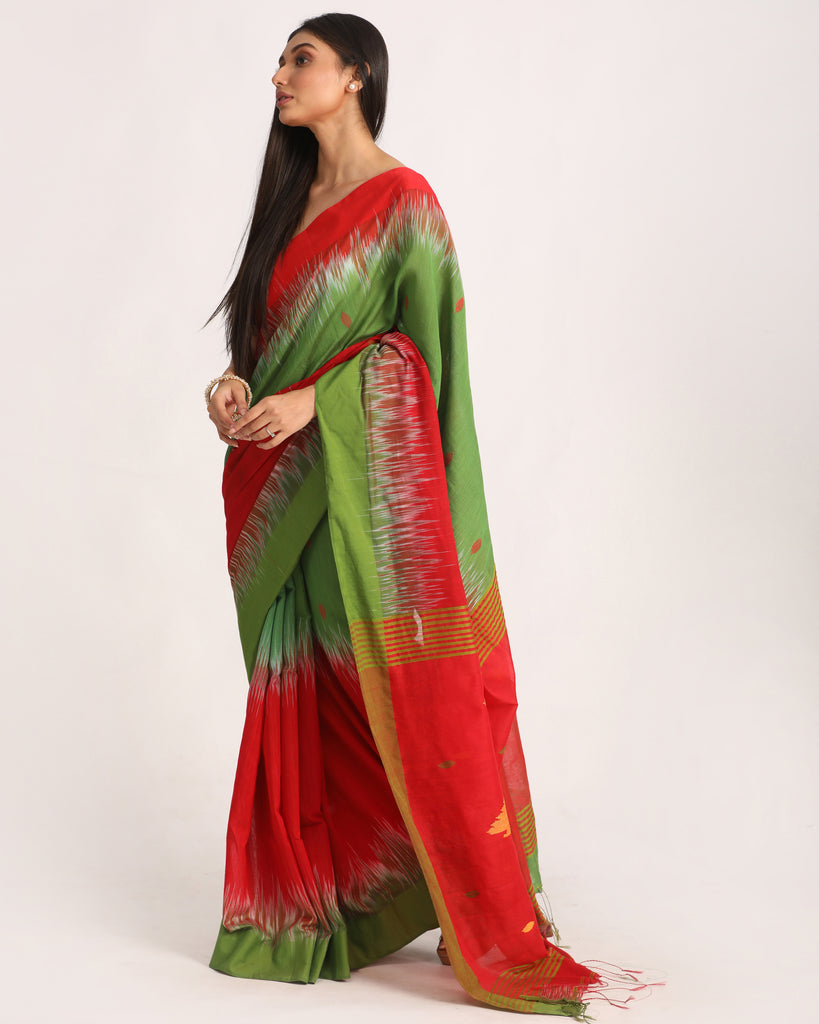 Women's Red Green Cotton Blend Handloom Tie Dye Jamdani Saree