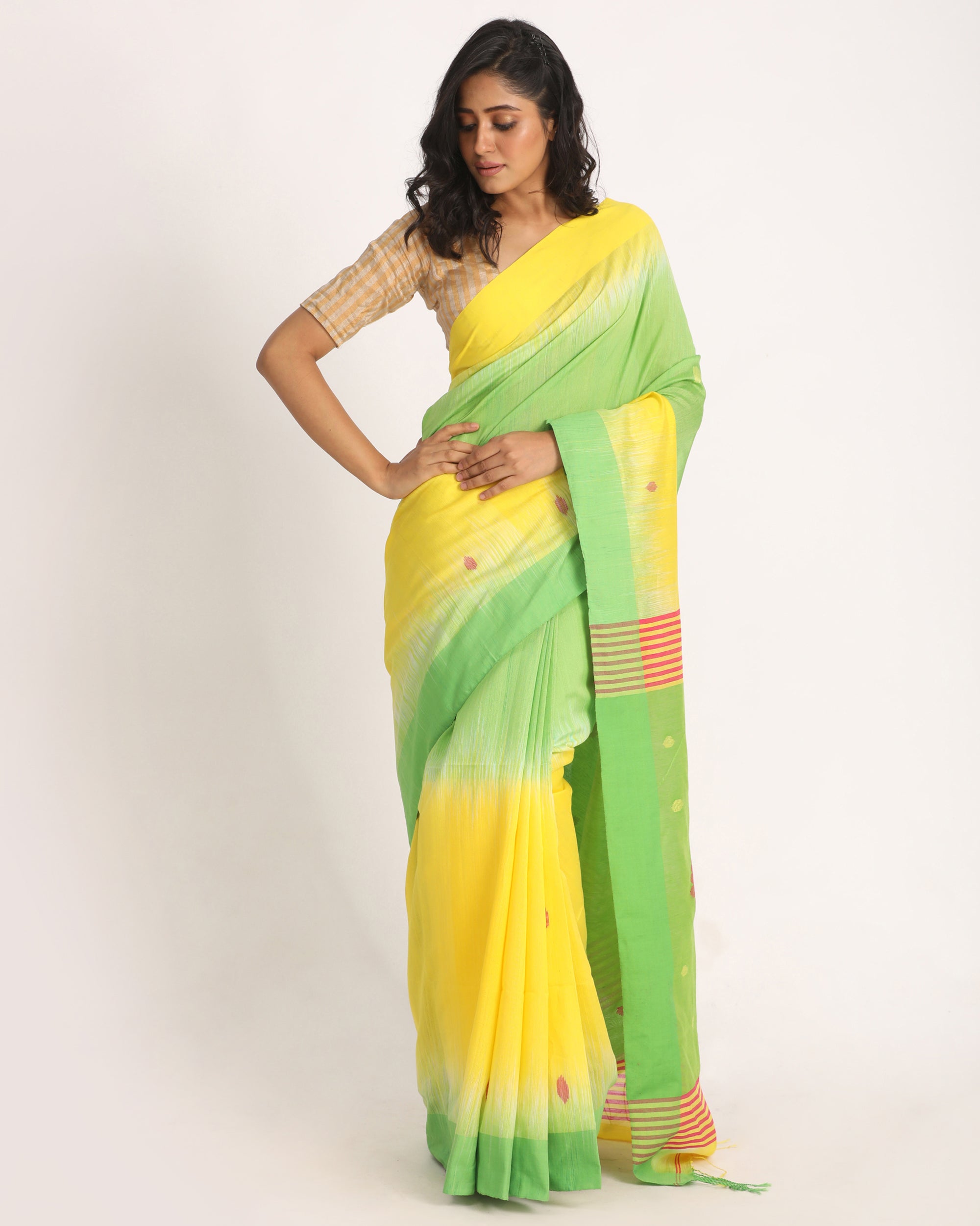 Women's Yellow Green Cotton Blend Handloom Tie Dye Jamdani Saree - Angoshobha