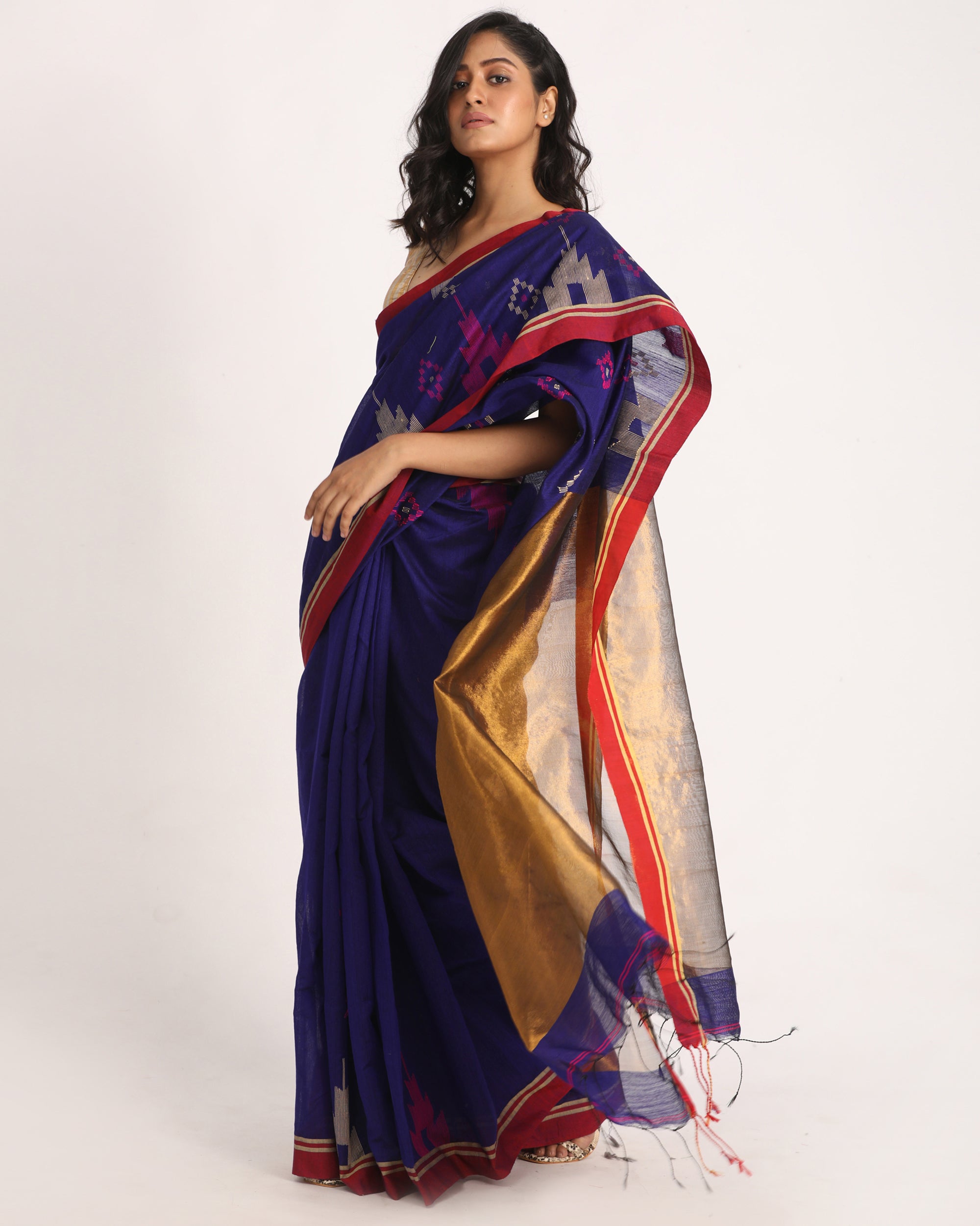 Women's Royel Blue Cotton Blend Handloom Jamdani Saree - Angoshobha
