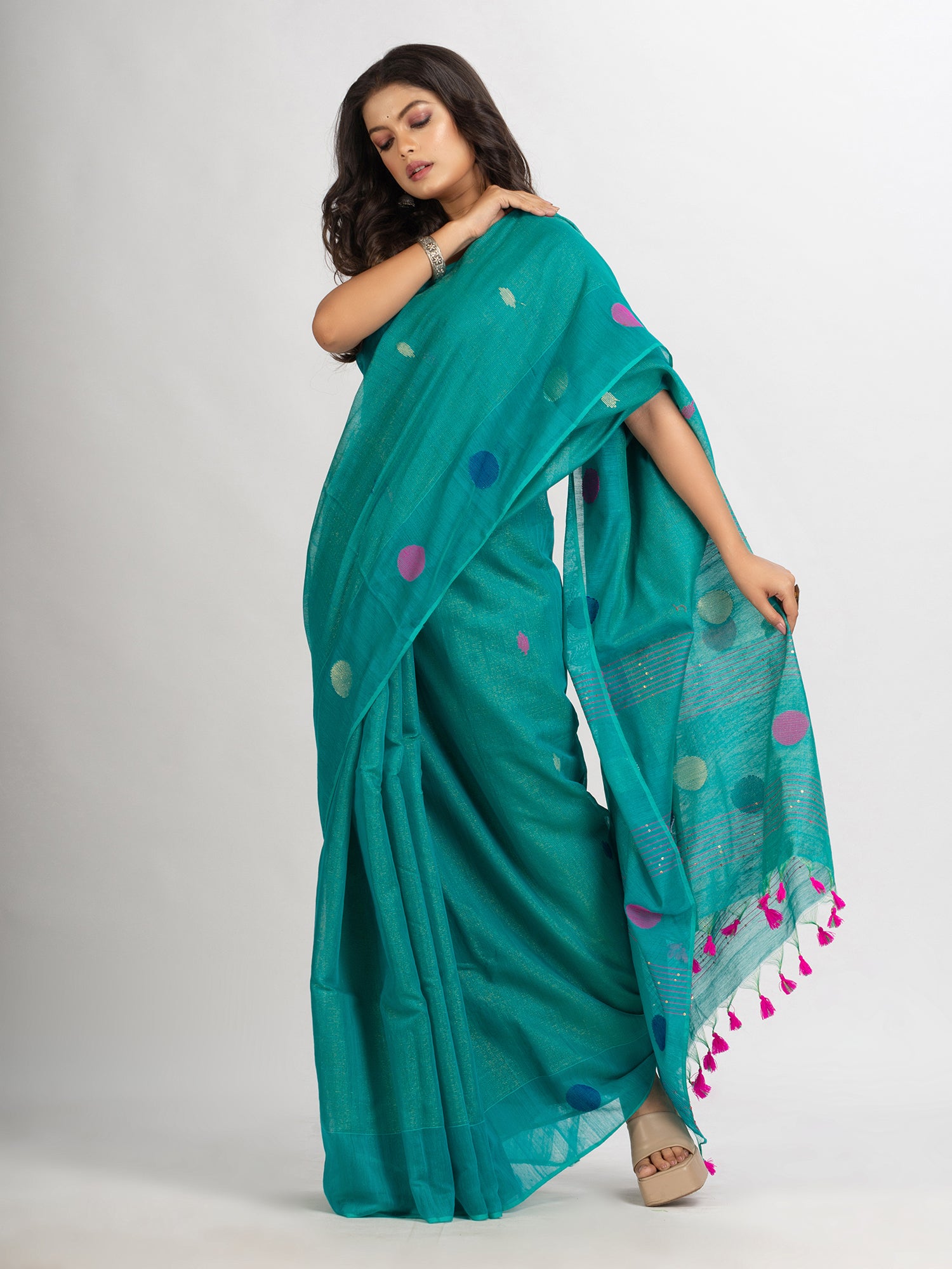 Women's Firoja Handweven Cotton Blend Jamdani handloom Saree - Angoshobha
