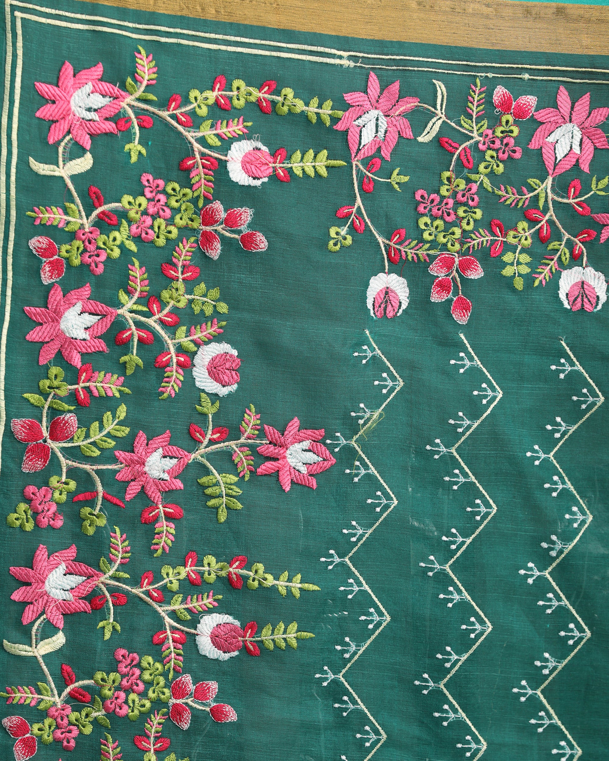 Women's Turquoise Art Silk Muslin Handloom Embroidery Saree - Angoshobha