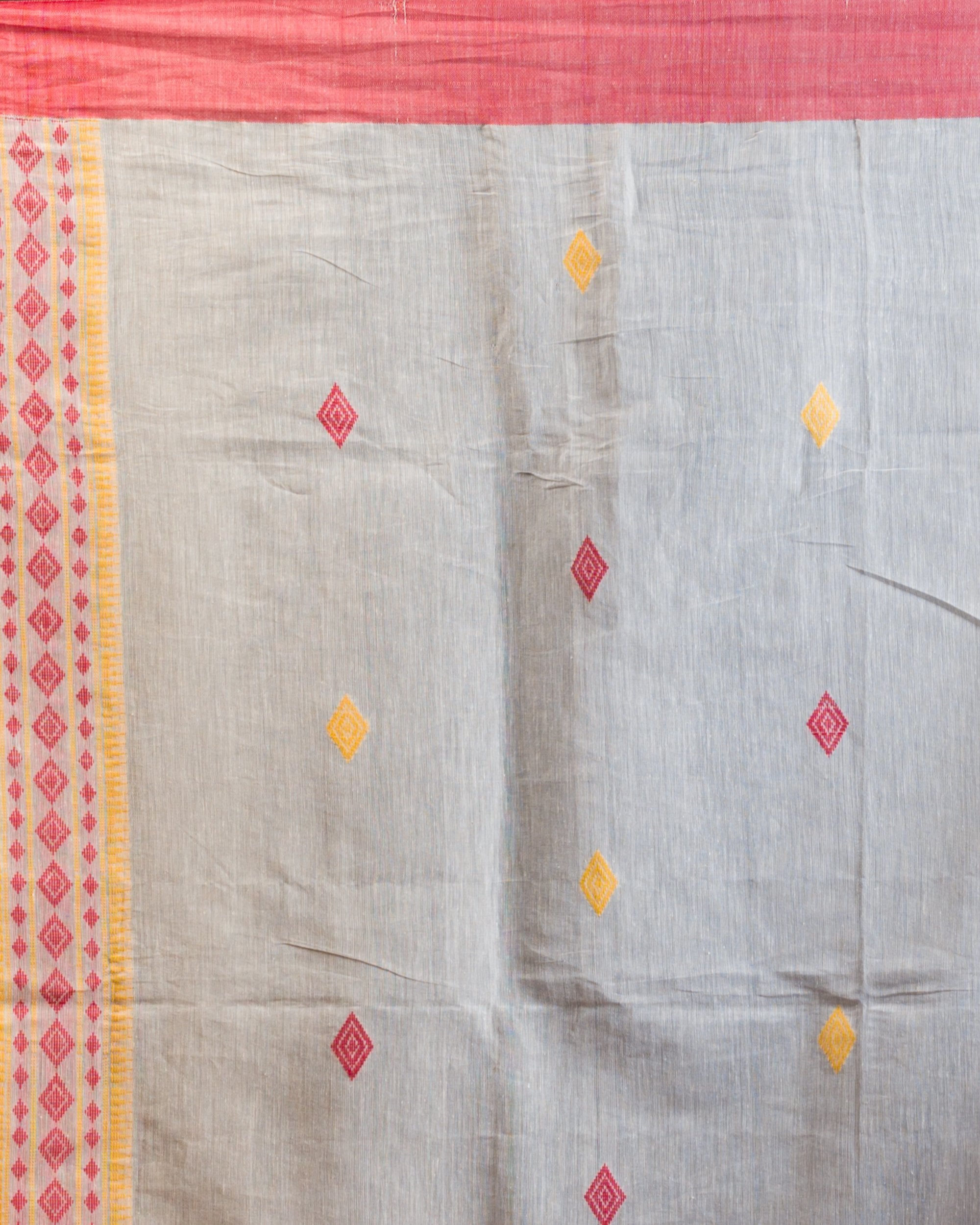 Women's Off white handwoven cotton saree - Angoshobha