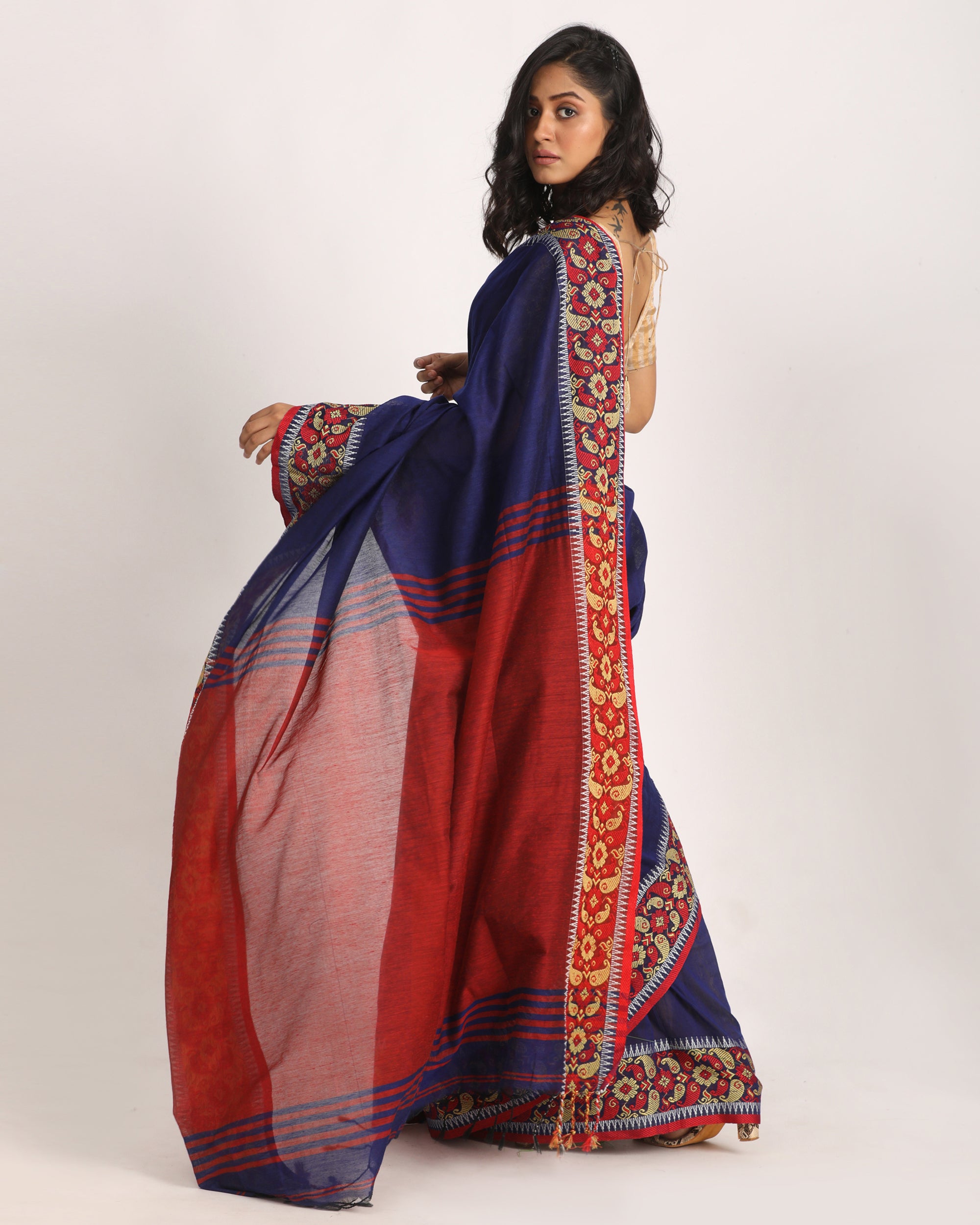 Women's Royel Blue Handloom Cotton Tangail Saree - Angoshobha