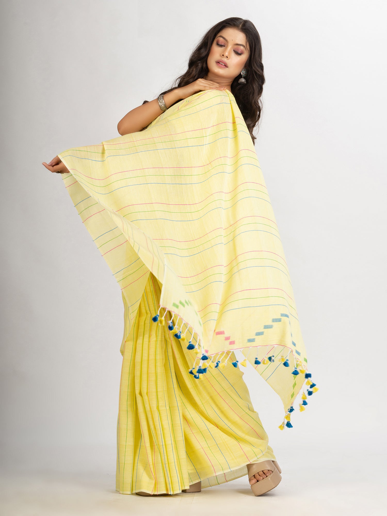 Women's Yellow Handwoven Cotton Jamdani handloom Saree - Angoshobha