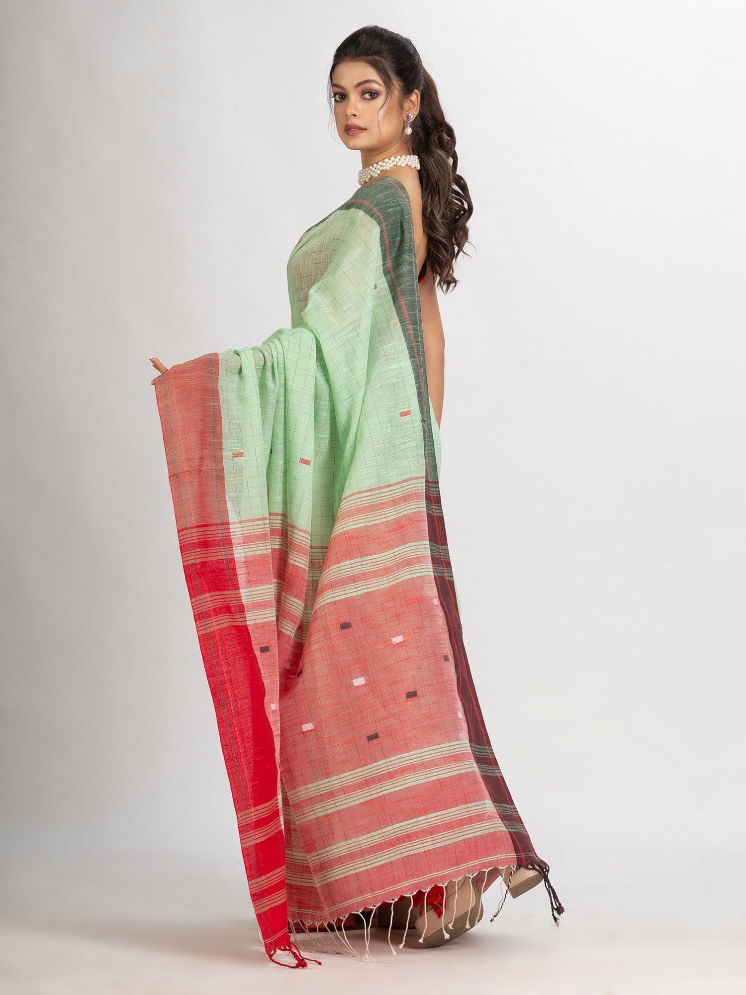 Women's Light Green Handwoven Cotton Jamdani handloom Saree - Angoshobha