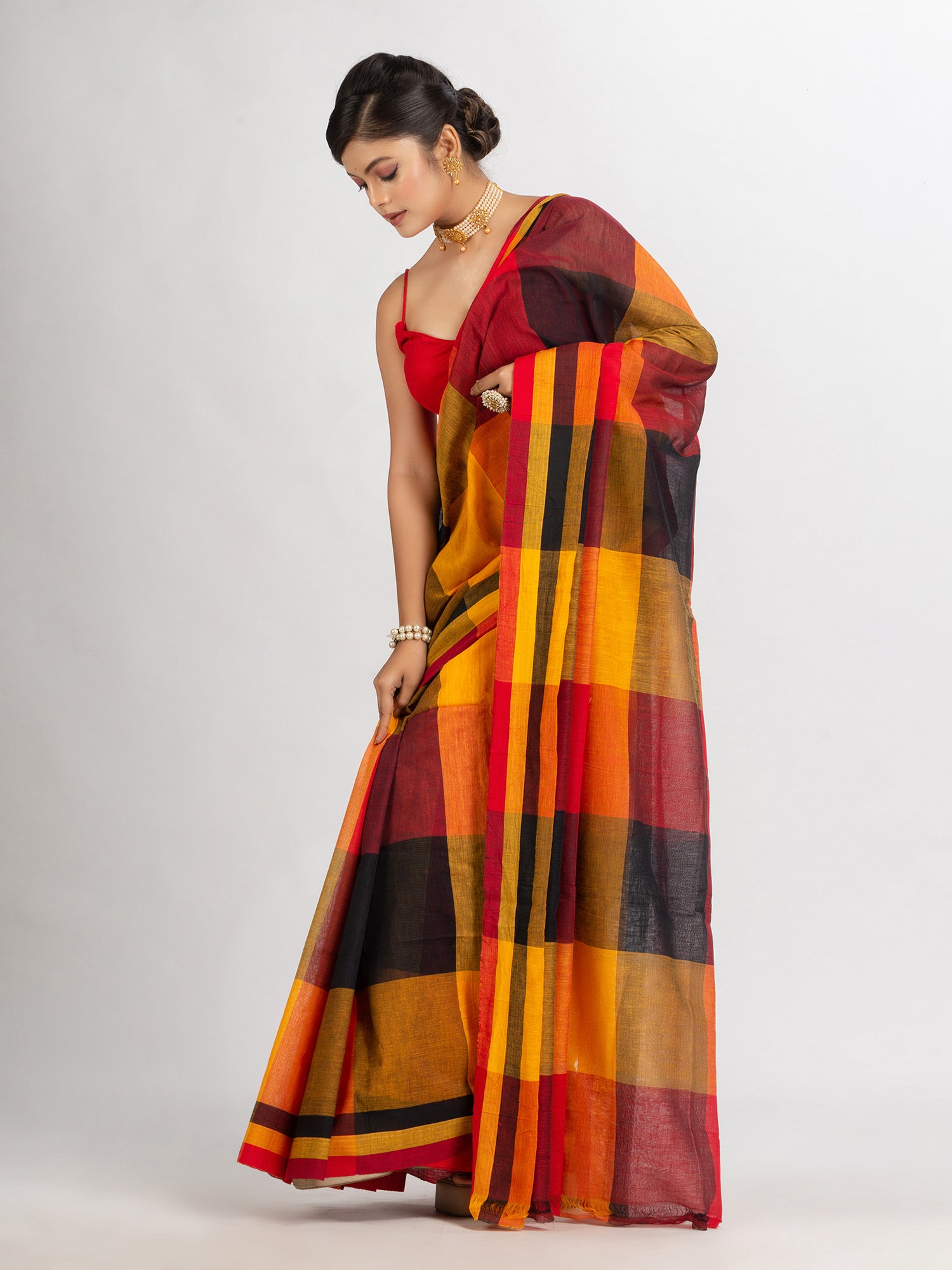 Women's Black Red And Yollow Multi Colour Check handloom Saree - Angoshobha