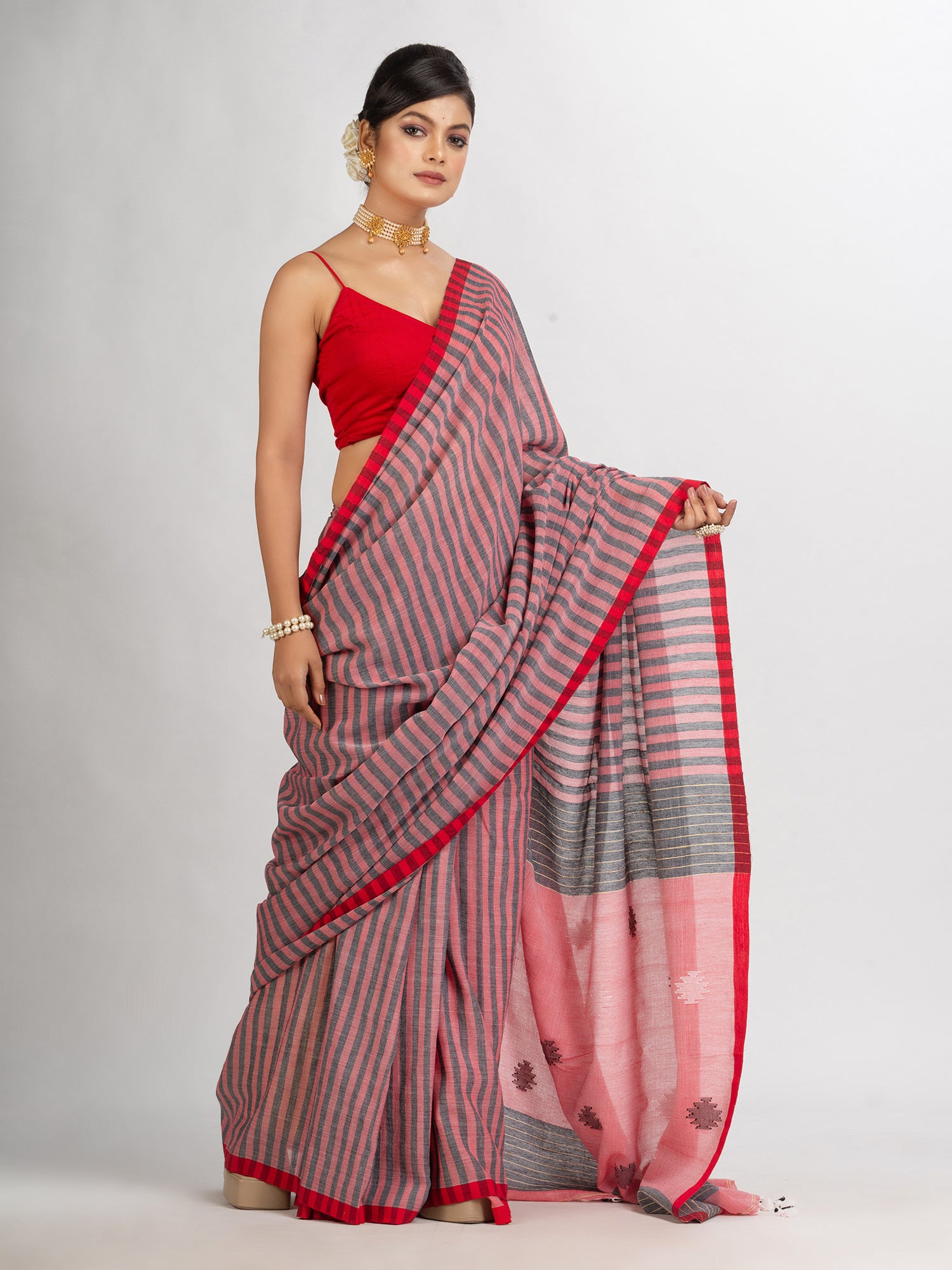 Women's Red And Black Stipe Handwoven Cotton Jamdani handloom Saree - Angoshobha