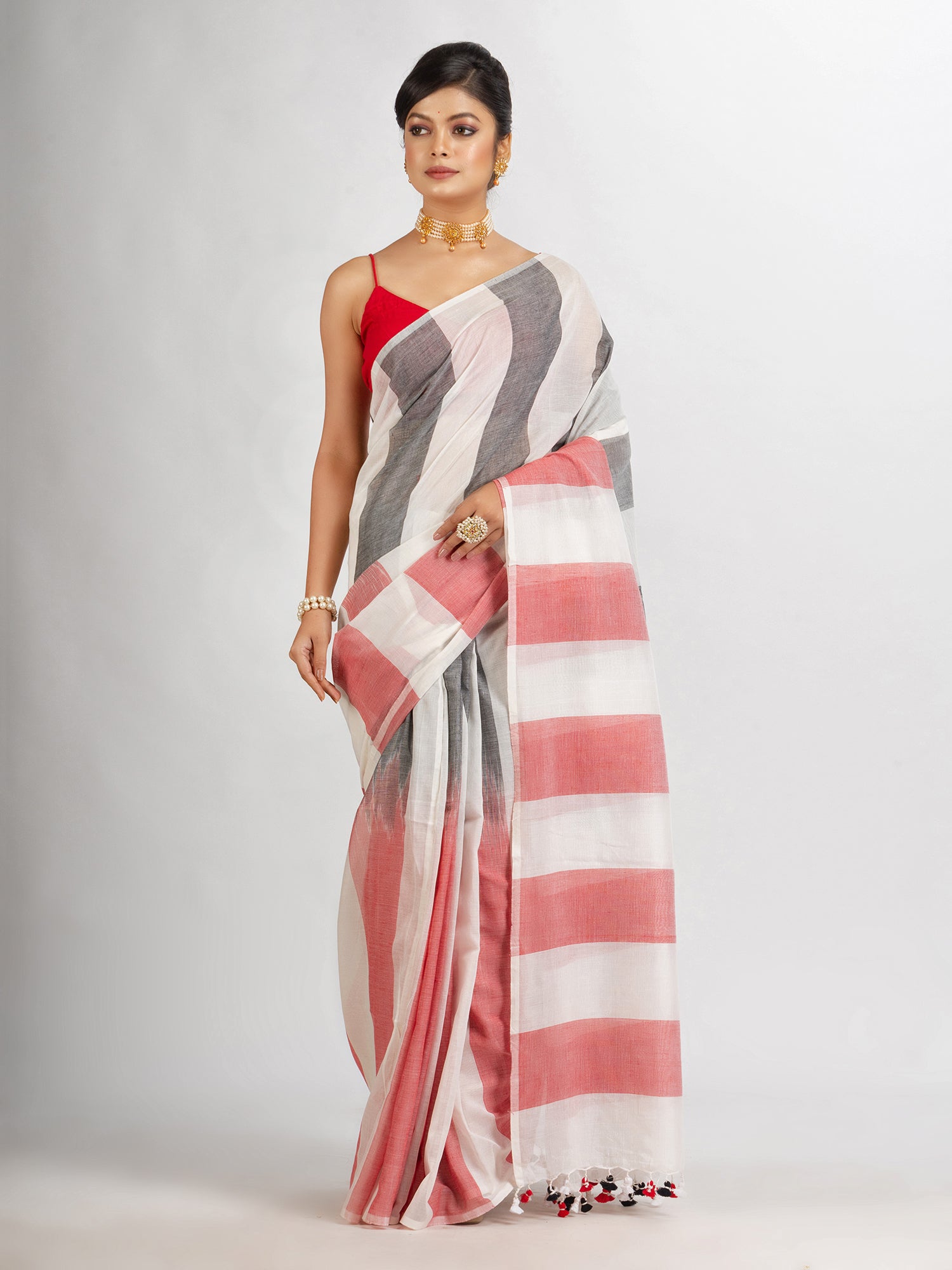 Women's White Black And Red Stipe Cotton handloom Saree - Angoshobha