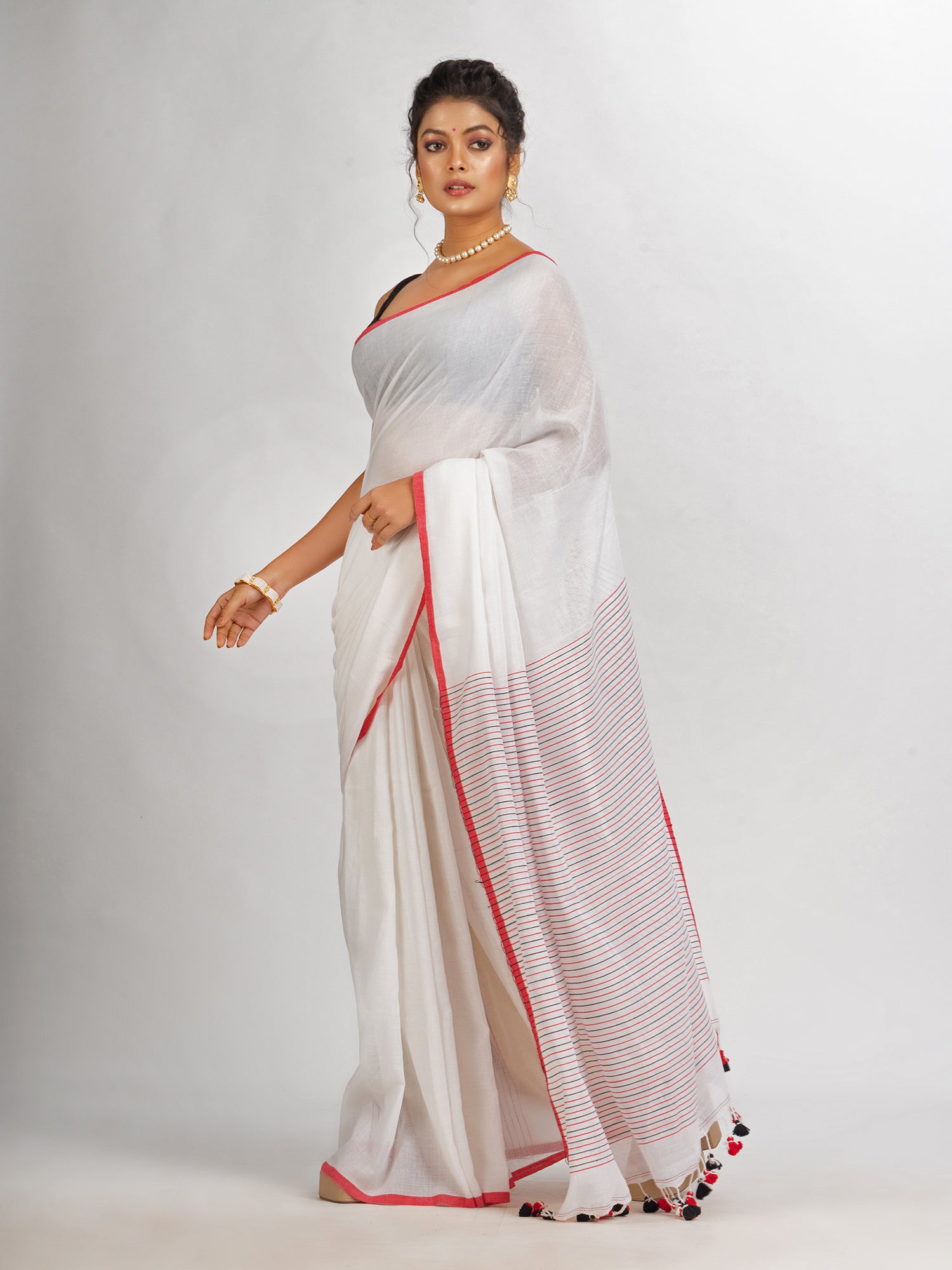 Women's White Handwoven Cotton Stipe handloom Saree - Angoshobha