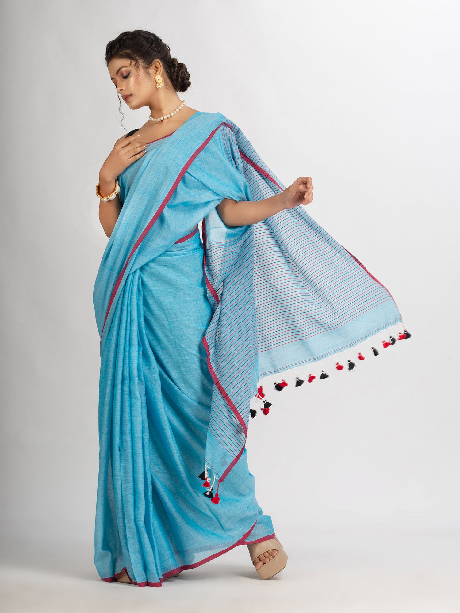 Women's Sky Blue Handwoven Cotton Stipe handloom Saree - Angoshobha