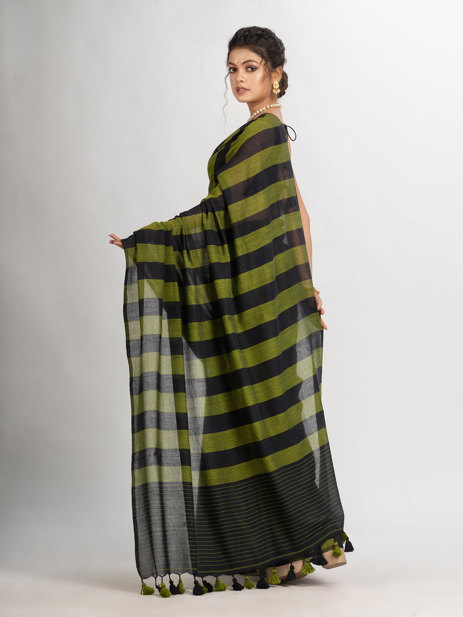 Women's Lemon And Black Stipe Handwoven Cotton handloom Saree - Angoshobha