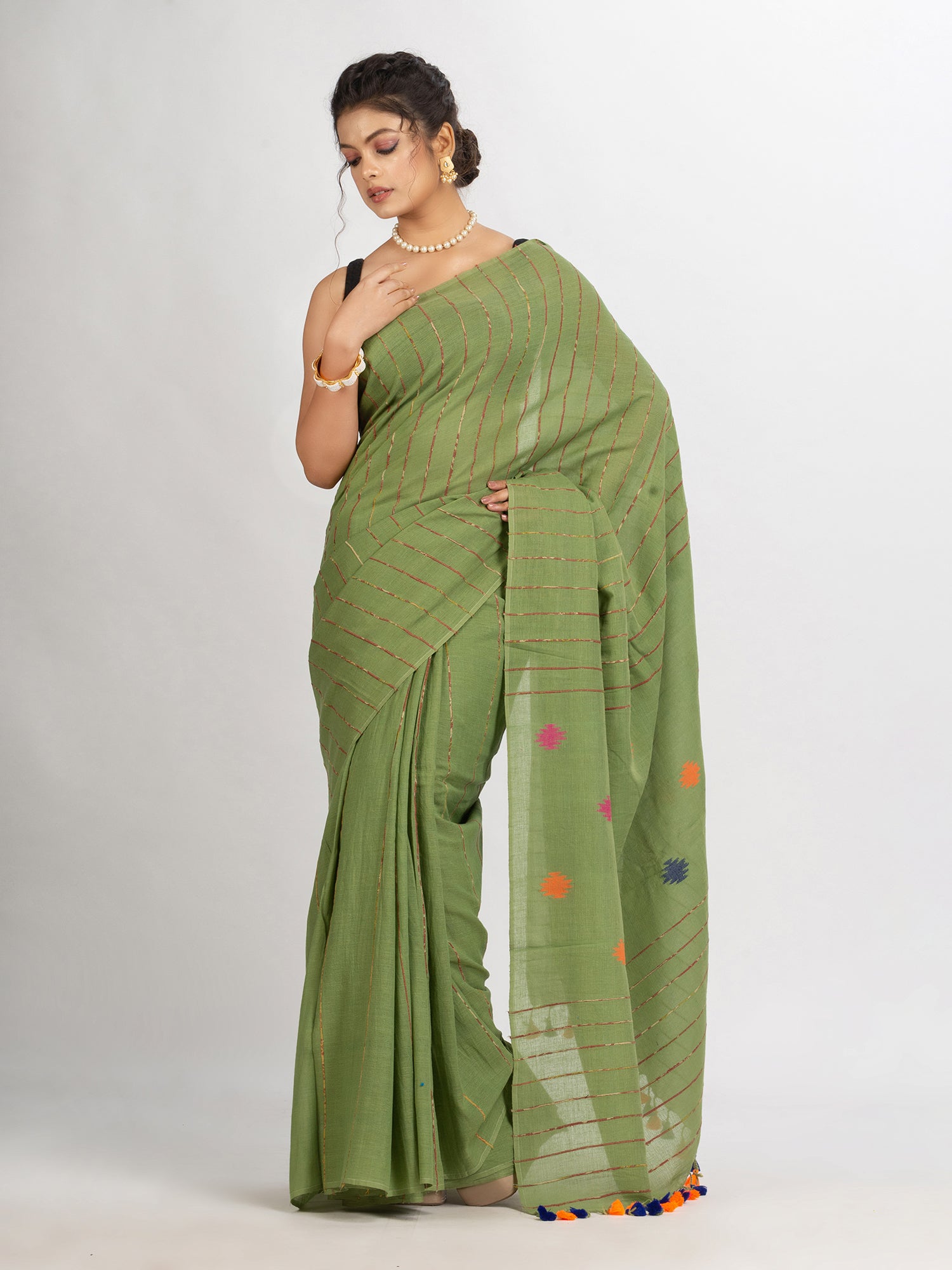 Women's Sage Green Handwoven Cotton Jamdani handloom Saree - Angoshobha