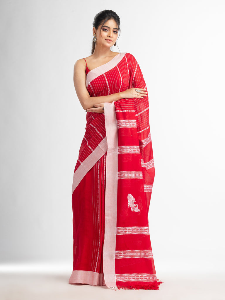Women's Red all body small fish design with fish design pallu in solid border handwoven cotton saree