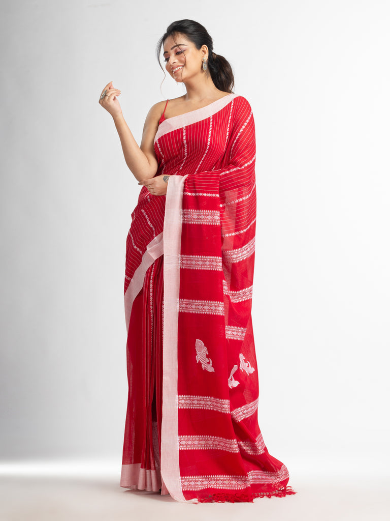 Women's Red all body small fish design with fish design pallu in solid border handwoven cotton saree