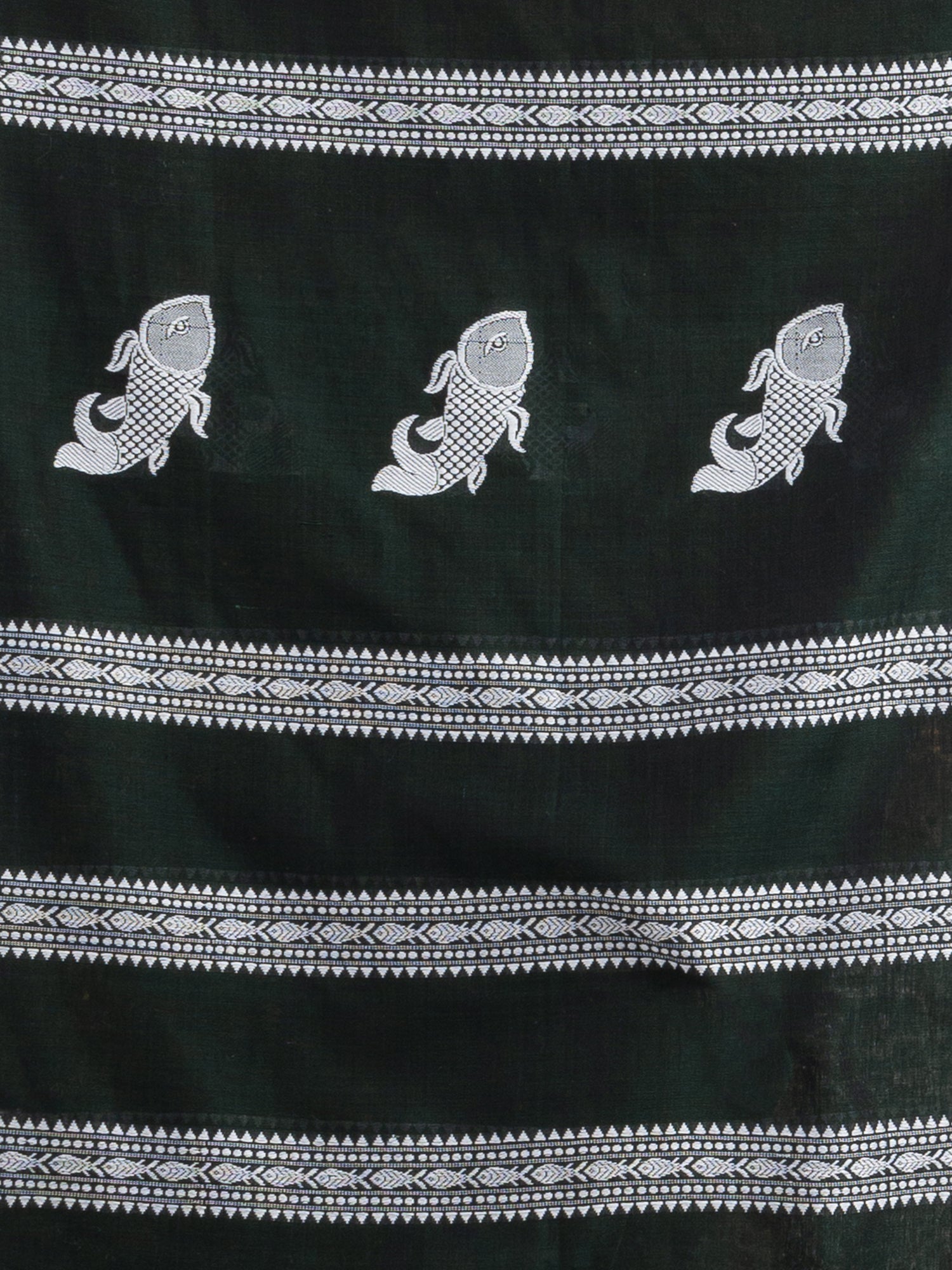 Women's Bottle green all body small fish design with fish design pallu in solid border handwoven cotton saree - Angoshobha