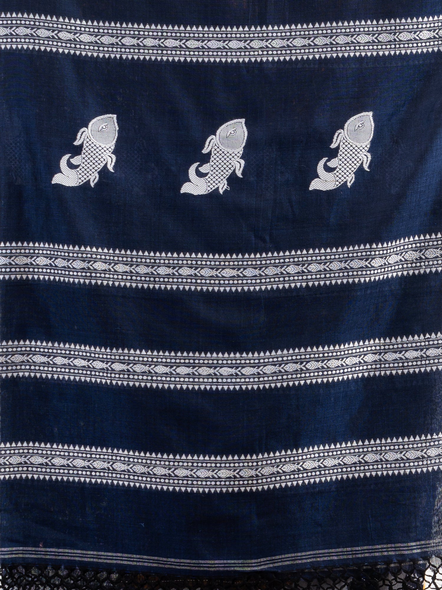 Women's Nevy Blue all body small fish design with fish design pallu in solid border handwoven cotton saree - Angoshobha