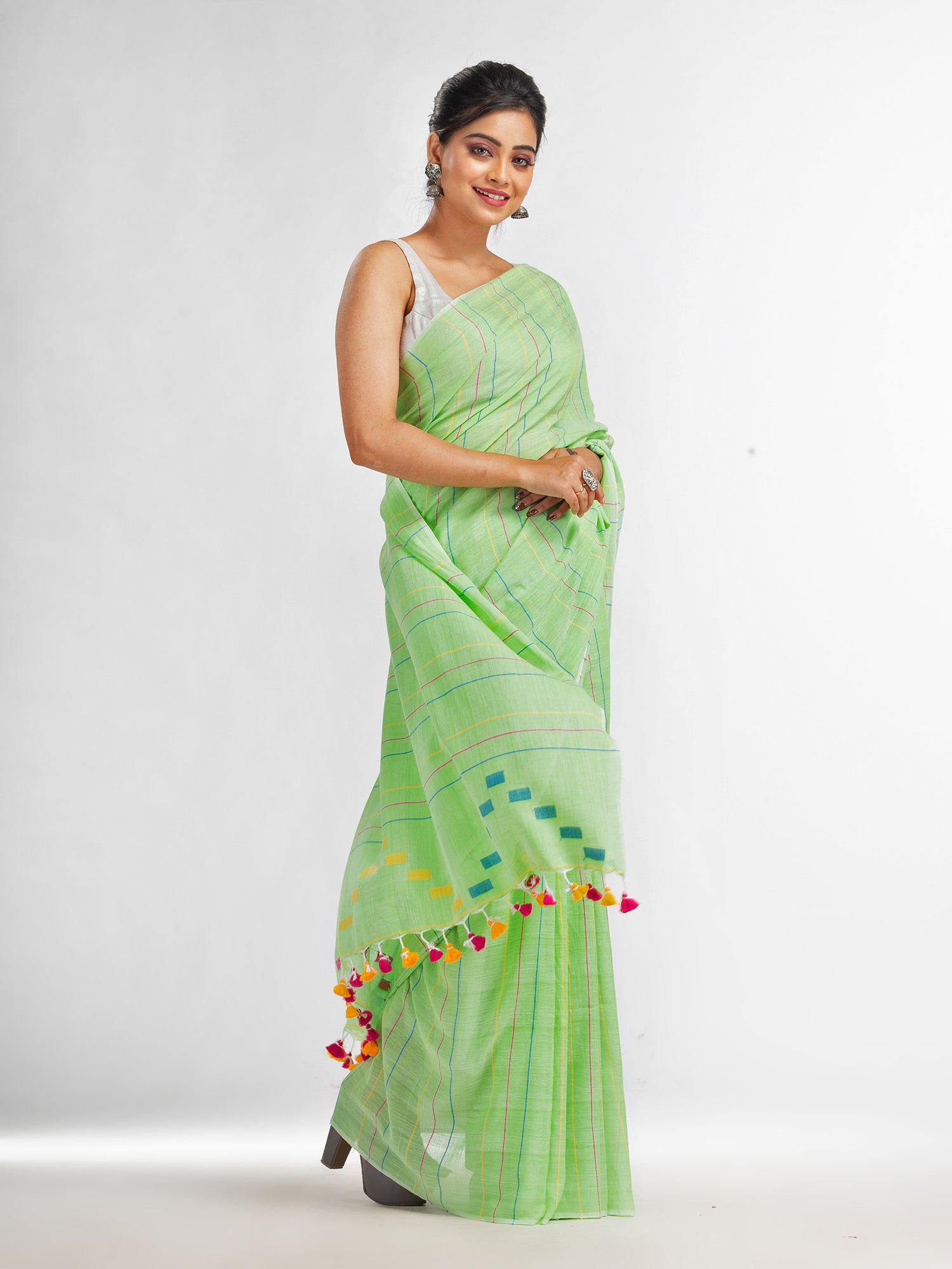 Women's Green Handwoven Cotton Jamdani handloom Saree - Angoshobha