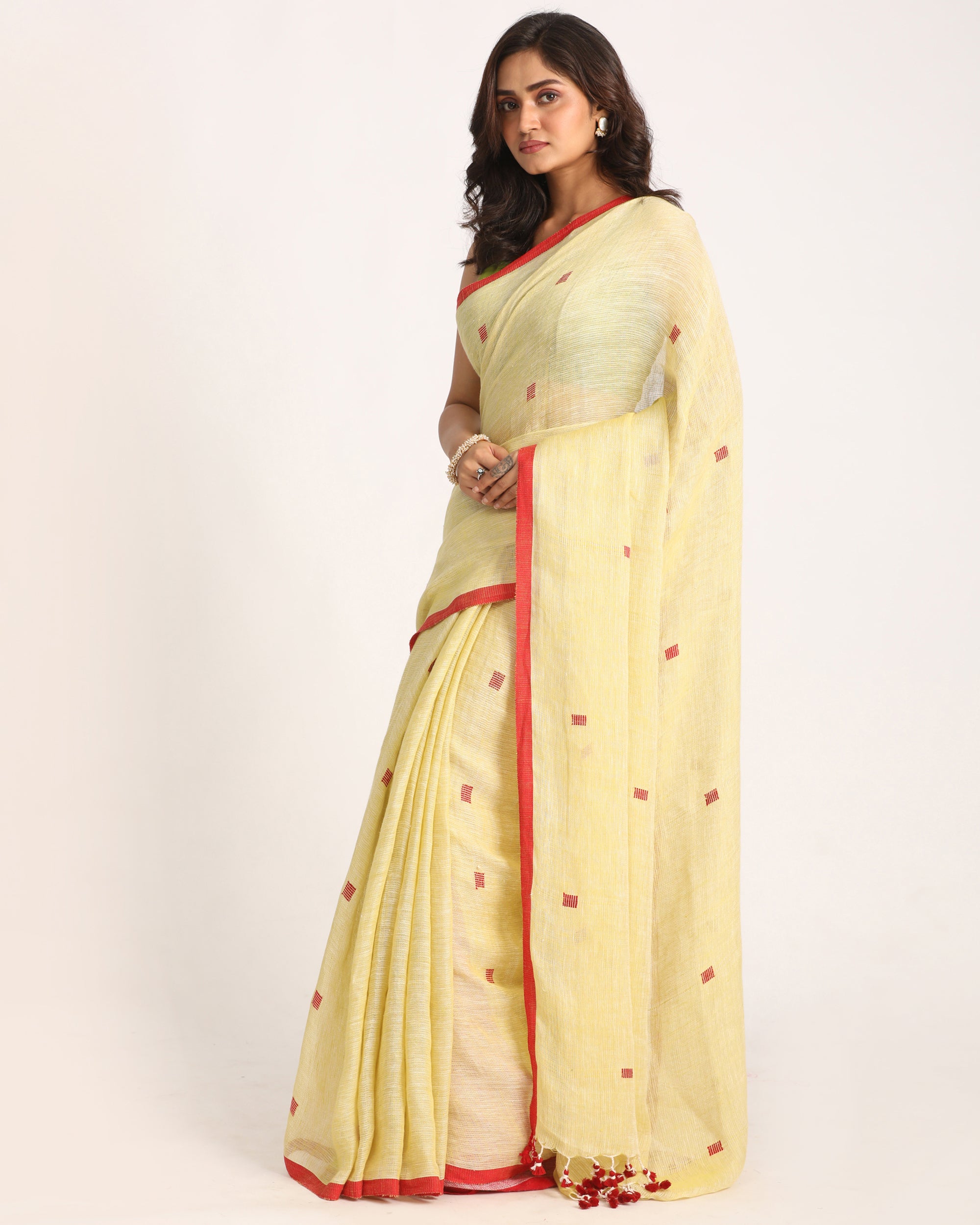 Women's Light Lemon Traditional Handloom Linen Jamdani Saree - Angoshobha
