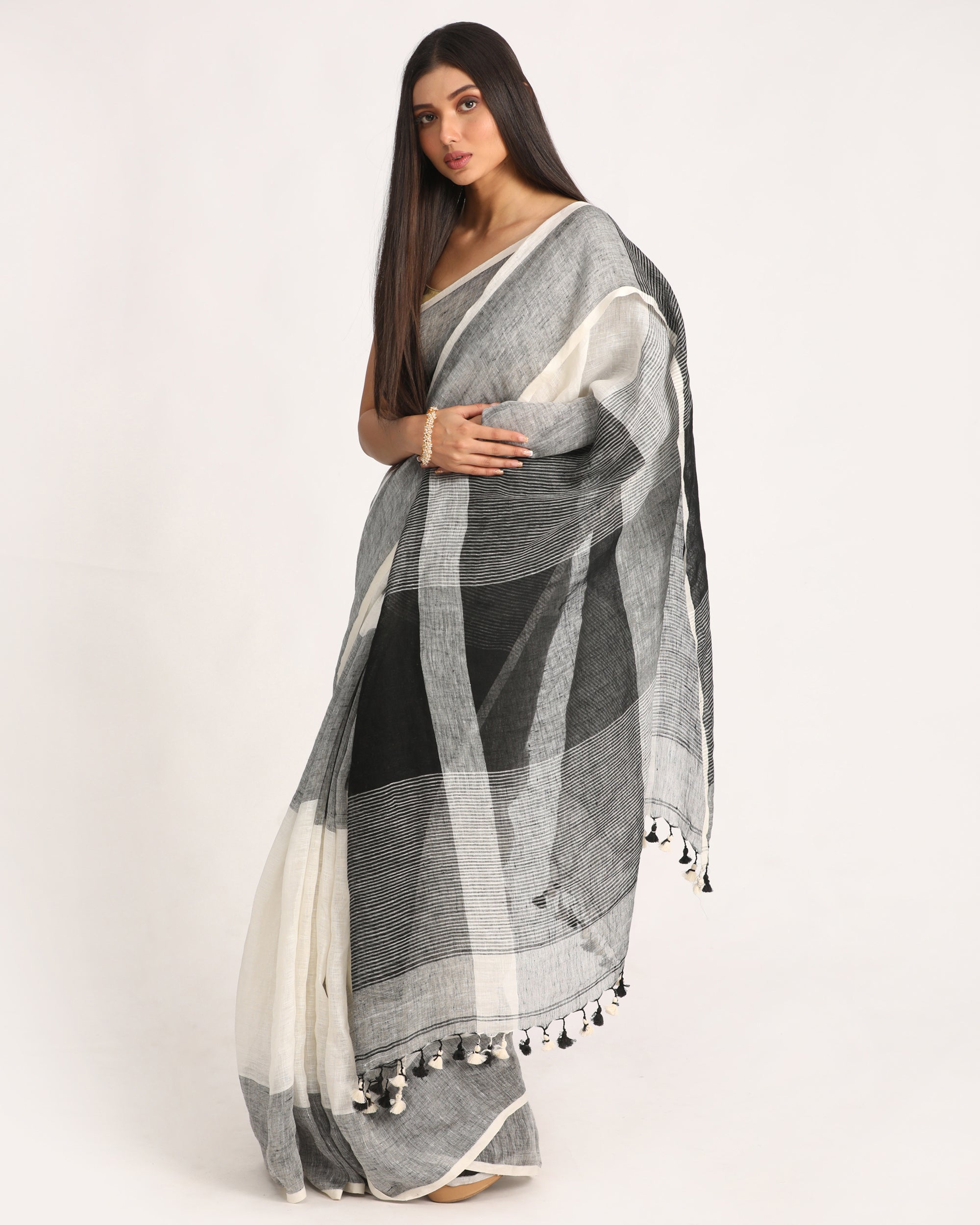 Women's White Black Traditional Handloom Linen Saree - Angoshobha