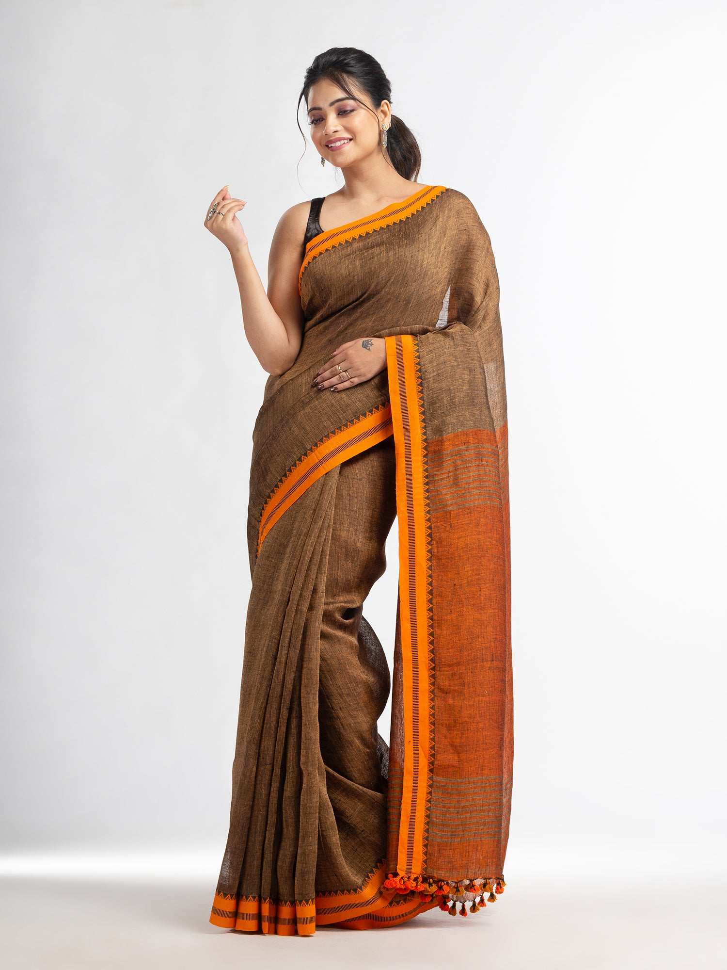 Women's Sunset Brown stipe with rust pallu in jacquard boeder handwoven linen saree - Angoshobha